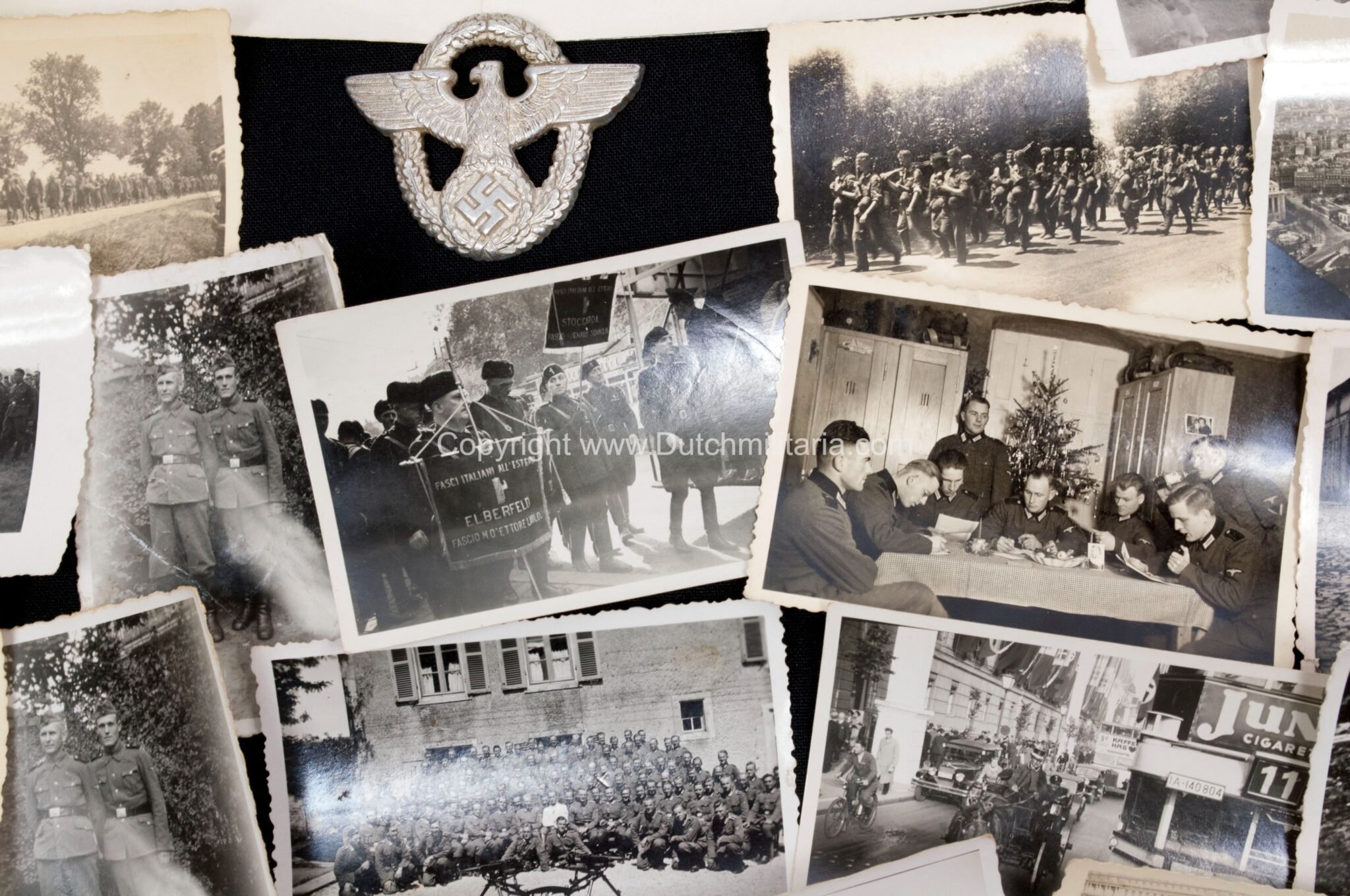 (Grouping) 4./SS-Pol. I.R.3 large portrait, Bescheinigung + 180 photo's + Polizei Mützenabzeichen (1941) — image 8