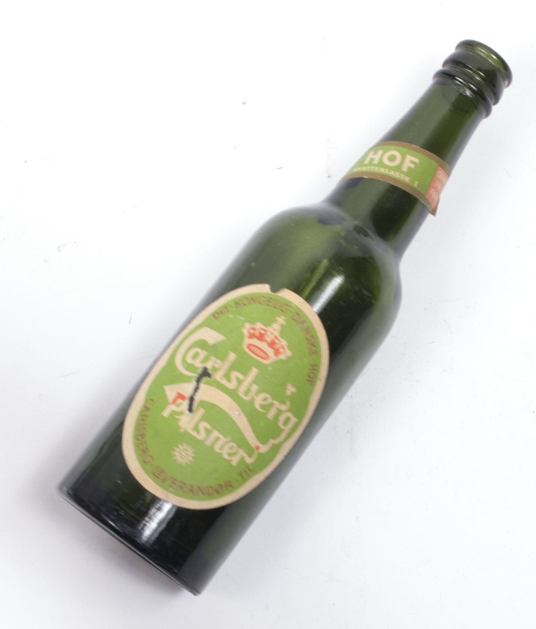 (Denmark) Carlsberg 'HOF' Pilsner green bottle World War II with swastika paper label (1930's) — image 2