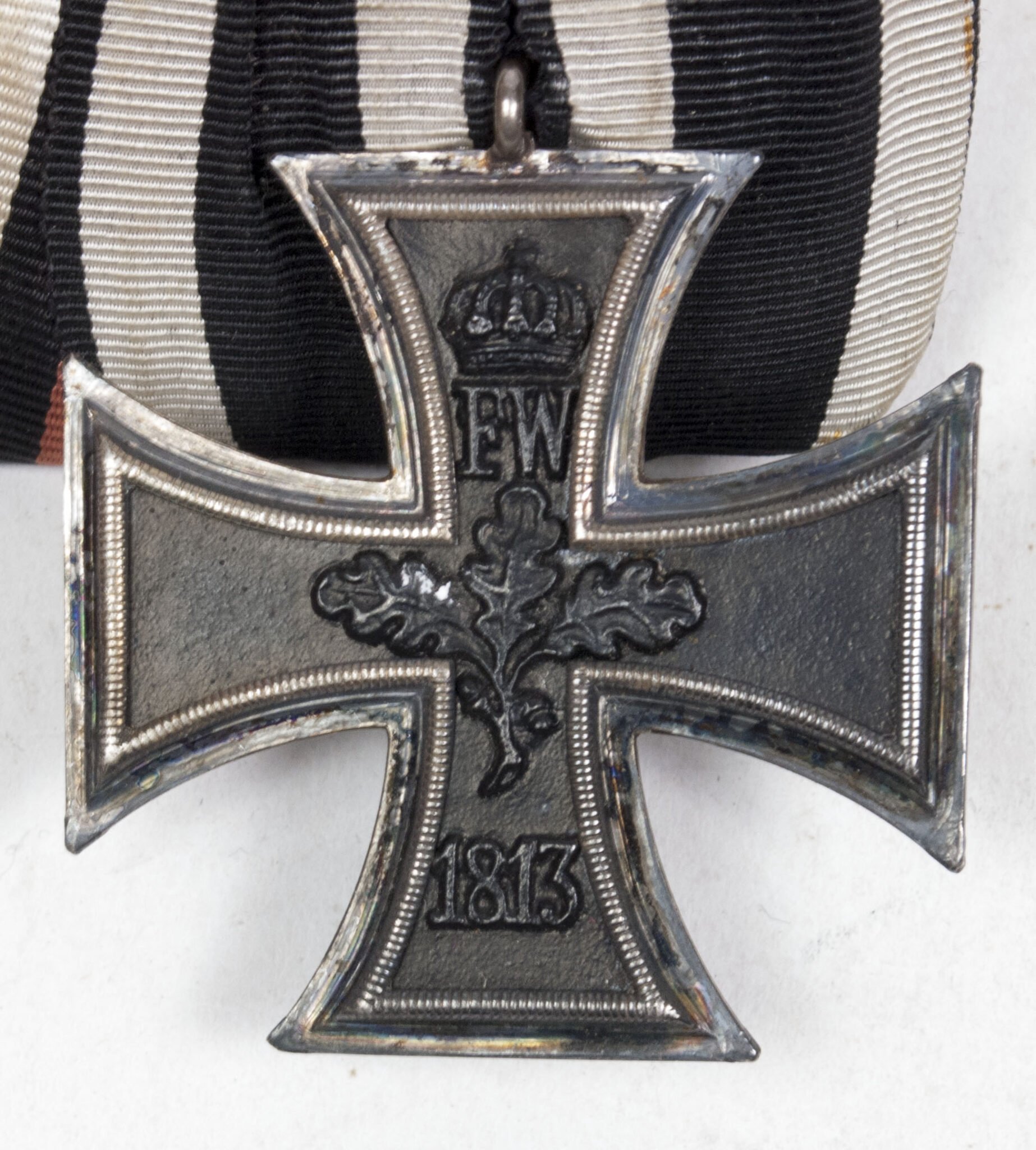 Medalbar with WWI Iron Cross second class + Frontkämpfer Ehrenkreuz — image 6