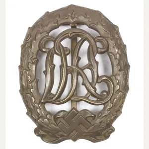Deutsches Reichssportabzeichen (DRL) bronze – (Maker Wernstein Jena) early variation.