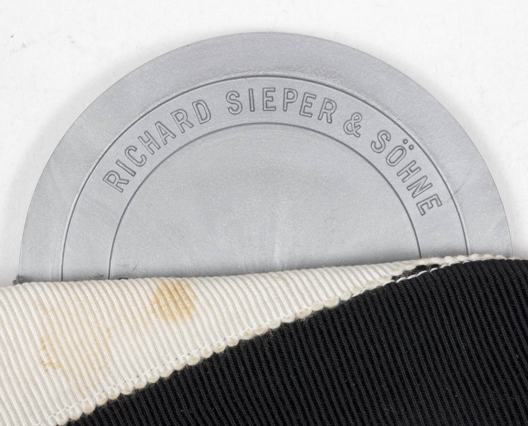 NSKK Wahlhilfsdienst 10. April 1938 armband (Maker Richard Sieper & Sohne) – VERY RARE — image 6