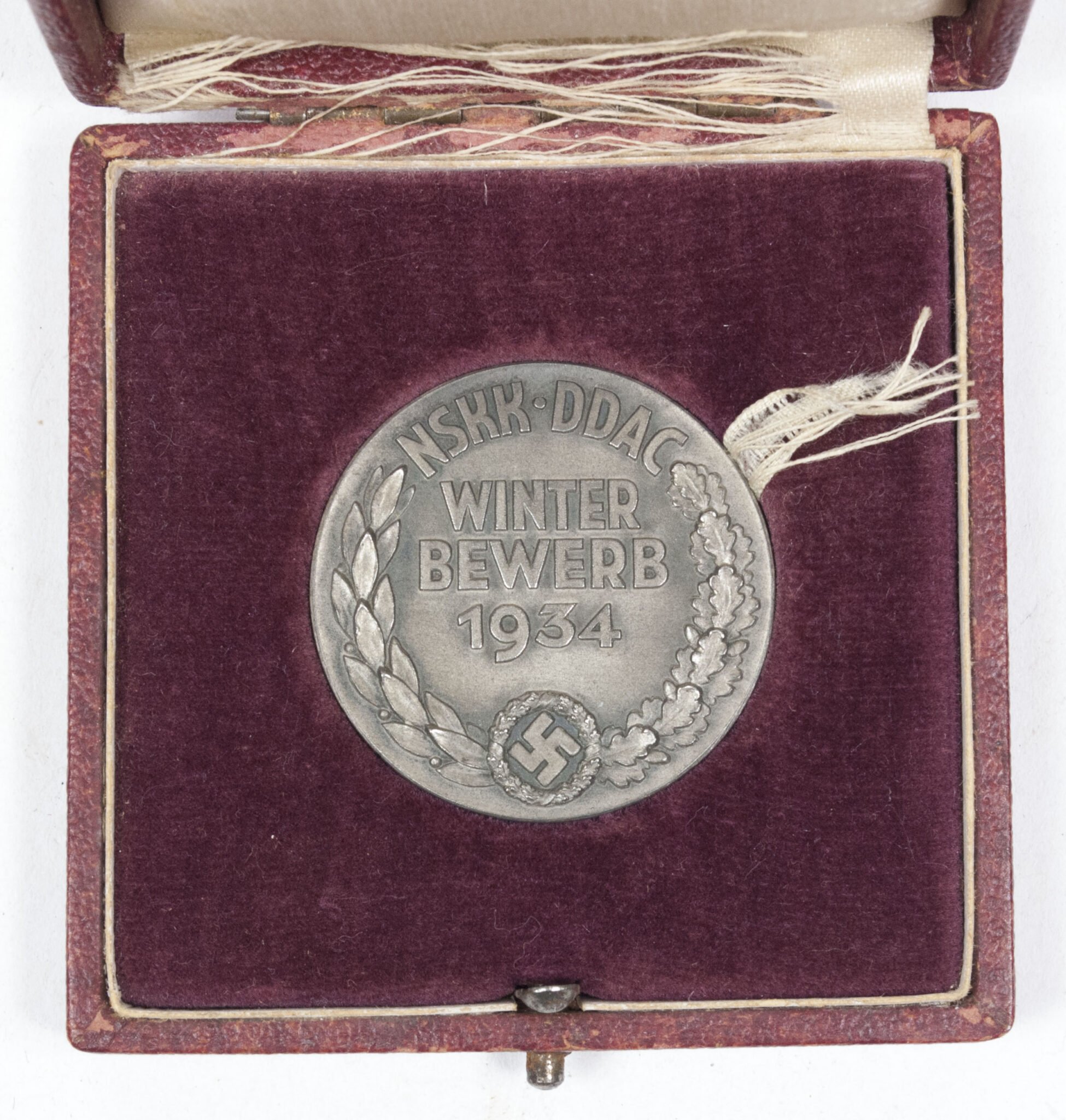 NSKK Winter Bewerb 1934 non portable tablemedal + etui (Maker Robert Neff Berlin) — image 9