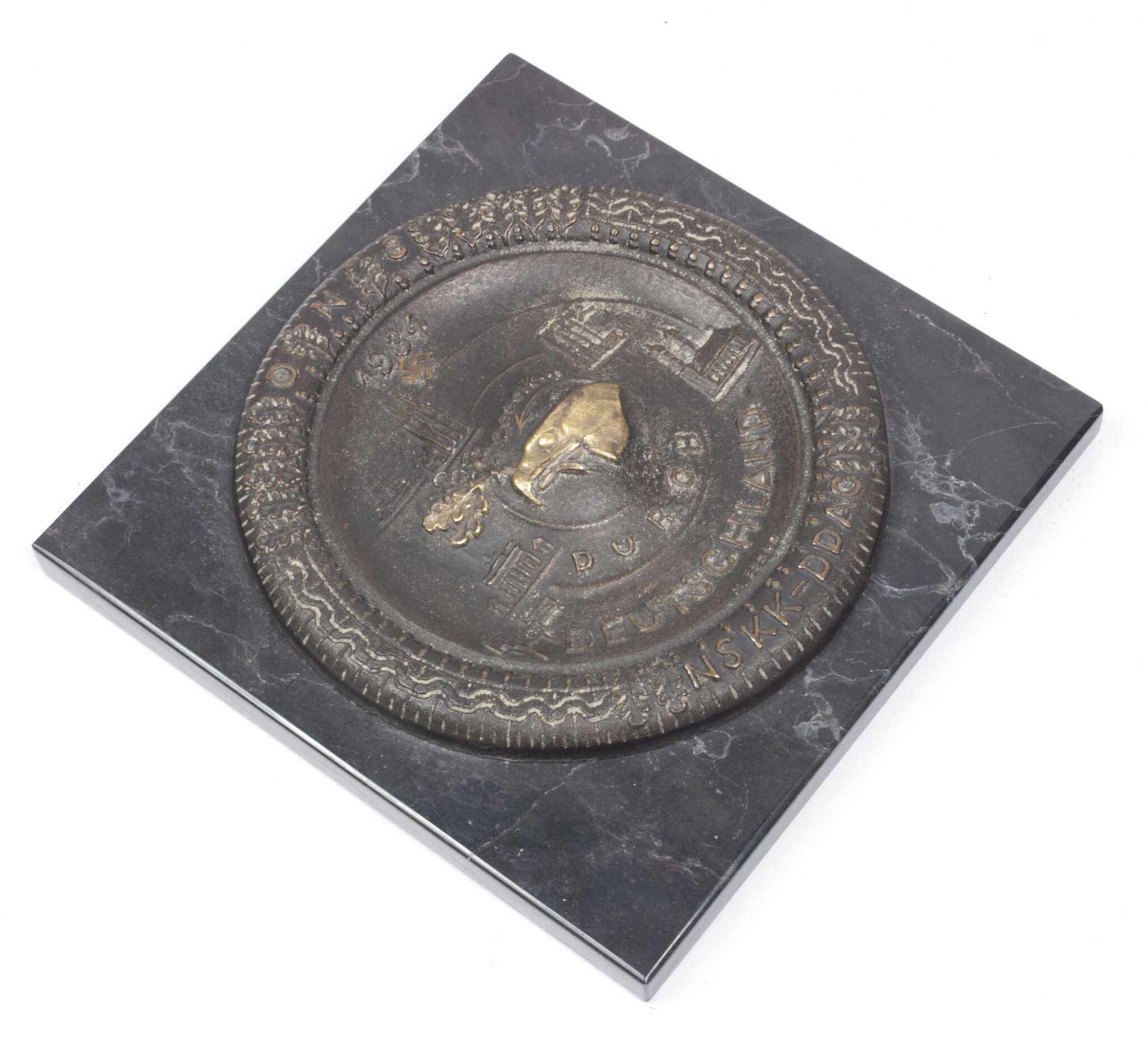 NSKK/DDAC – Obersten Nationalen Sportbehörde (ONS) 2000 km durch Deutschland 1934 plaque + case — image 16