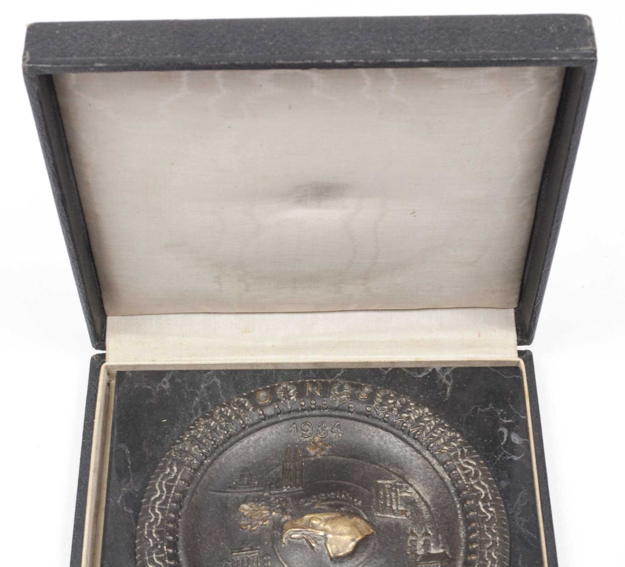 NSKK/DDAC – Obersten Nationalen Sportbehörde (ONS) 2000 km durch Deutschland 1934 plaque + case — image 8