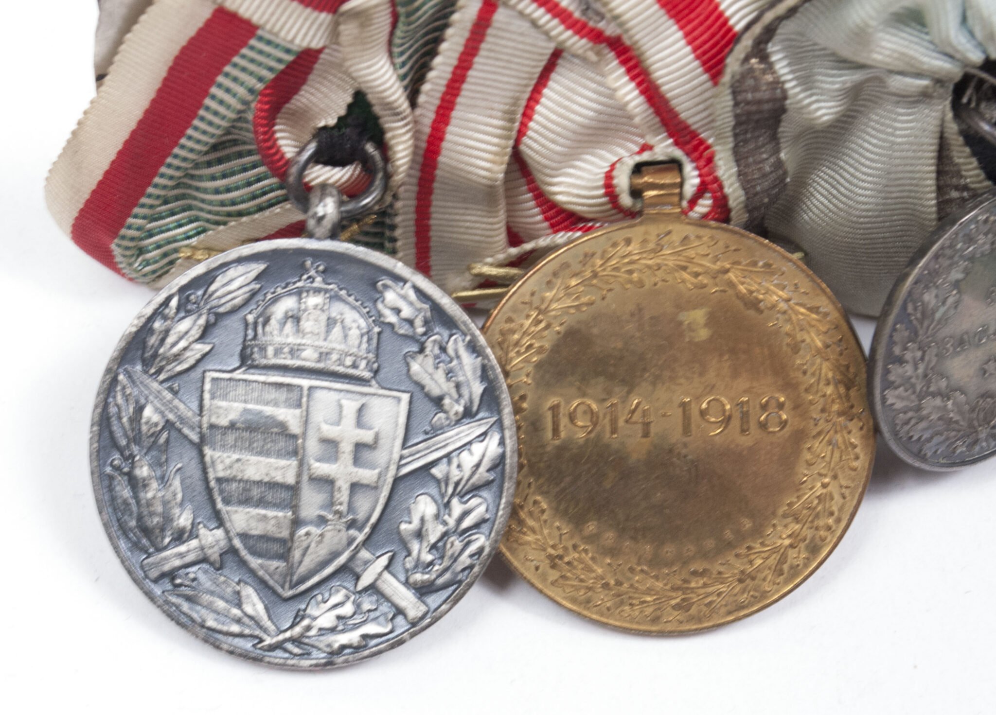 WWI Imperial German medalbar with EK2, FEK, Treue Dienste, Bulgarian bravery medal, Austrian + Romanian commemorative medals — image 17