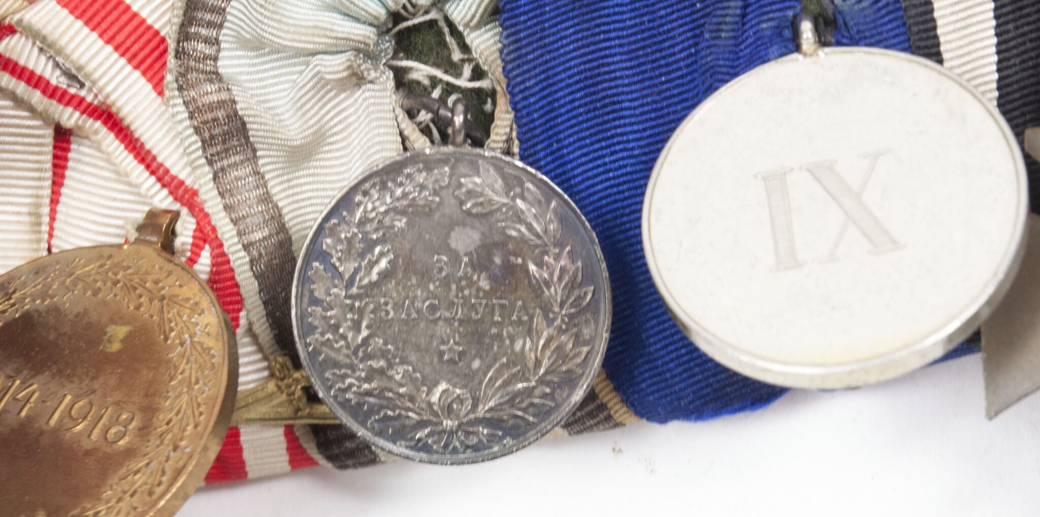 WWI Imperial German medalbar with EK2, FEK, Treue Dienste, Bulgarian bravery medal, Austrian + Romanian commemorative medals — image 19