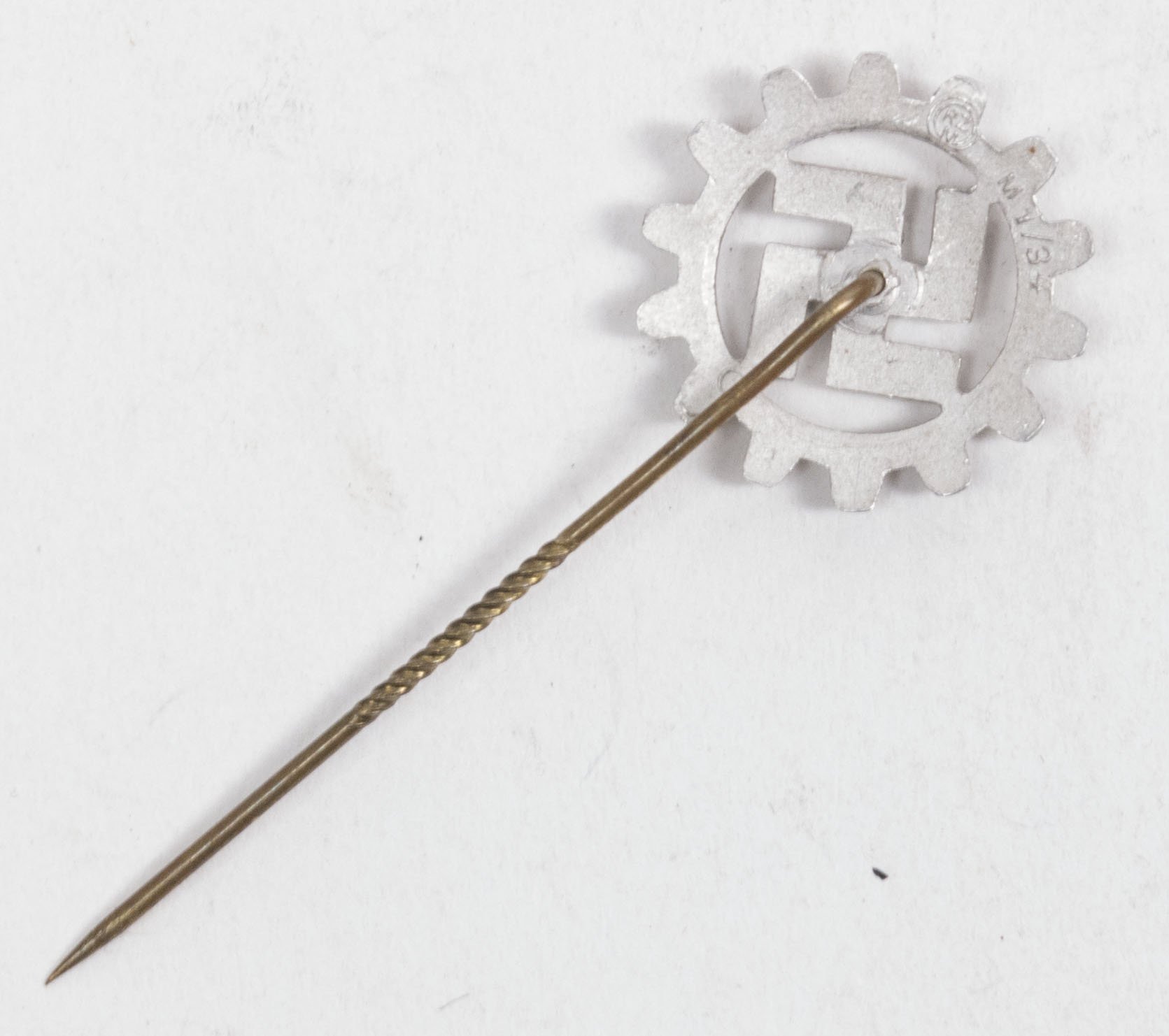 Deutsche Arbeitsfront (DAF) member badge (Stickpin) RZM M1/34 — image 6