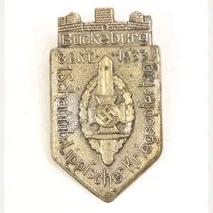 1. Schaumburg Lippischer Kriegsopfertag 8. Oktober 1933 Bückeburg badge