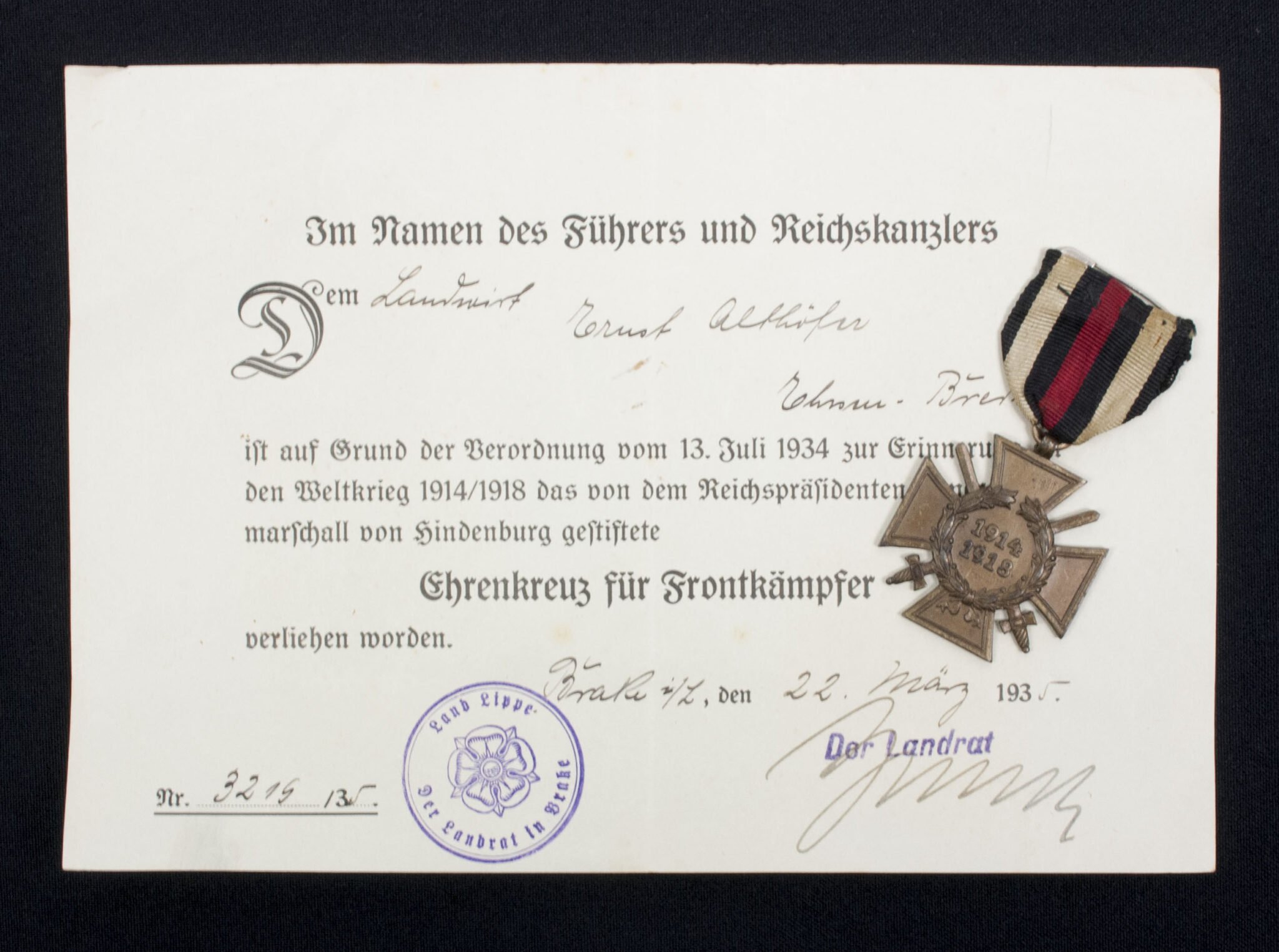 Ehrenkreuz für Frontkämpfer + citation (Land Lippe / Brake) — image 3