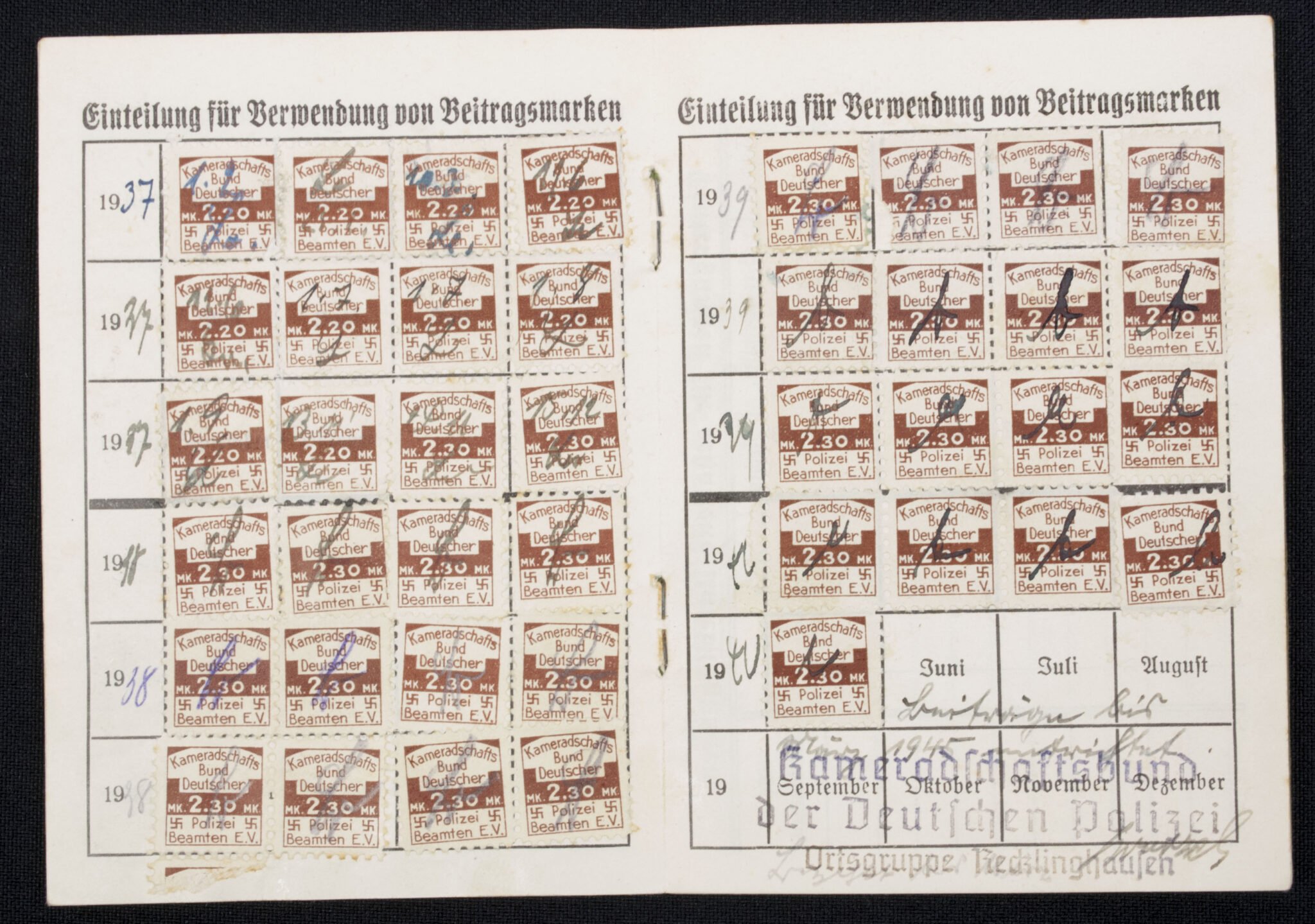 SA group with SA Leistungsbuch + Kameradschaftsbund Deutscher Polizeibeamten Mitgliedsbuch + Citations EK2, FEK, and more — image 19