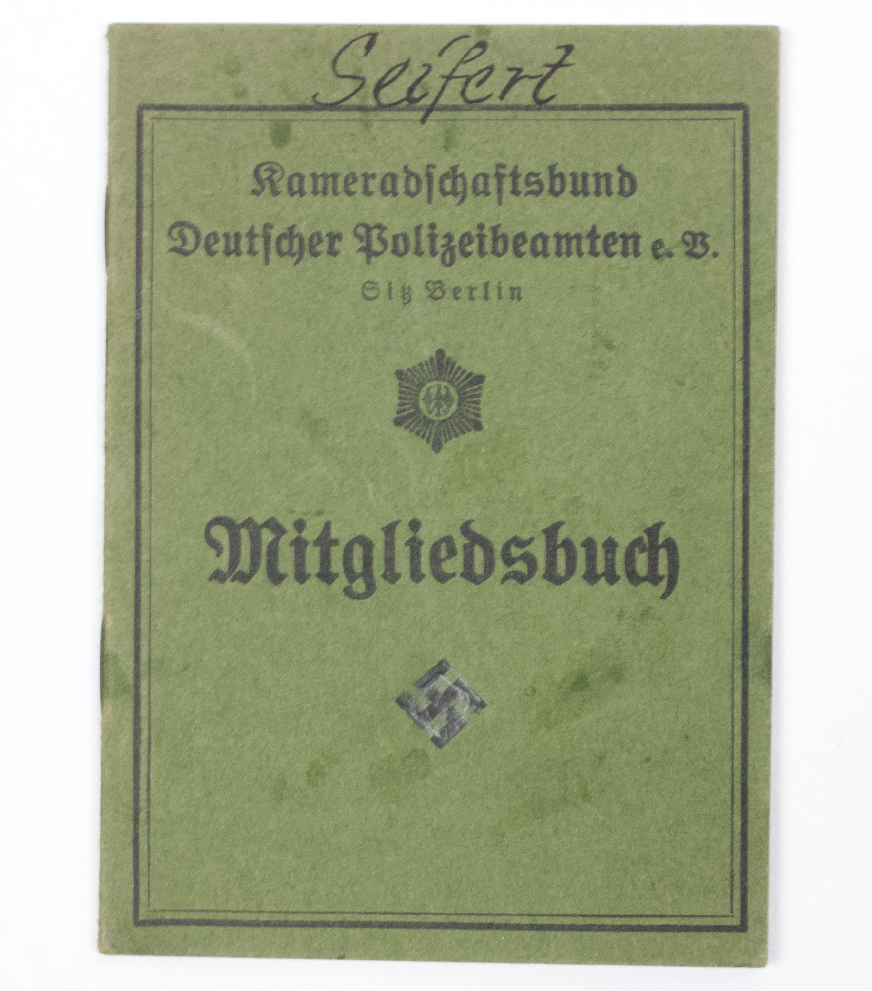 SA group with SA Leistungsbuch + Kameradschaftsbund Deutscher Polizeibeamten Mitgliedsbuch + Citations EK2, FEK, and more — image 9