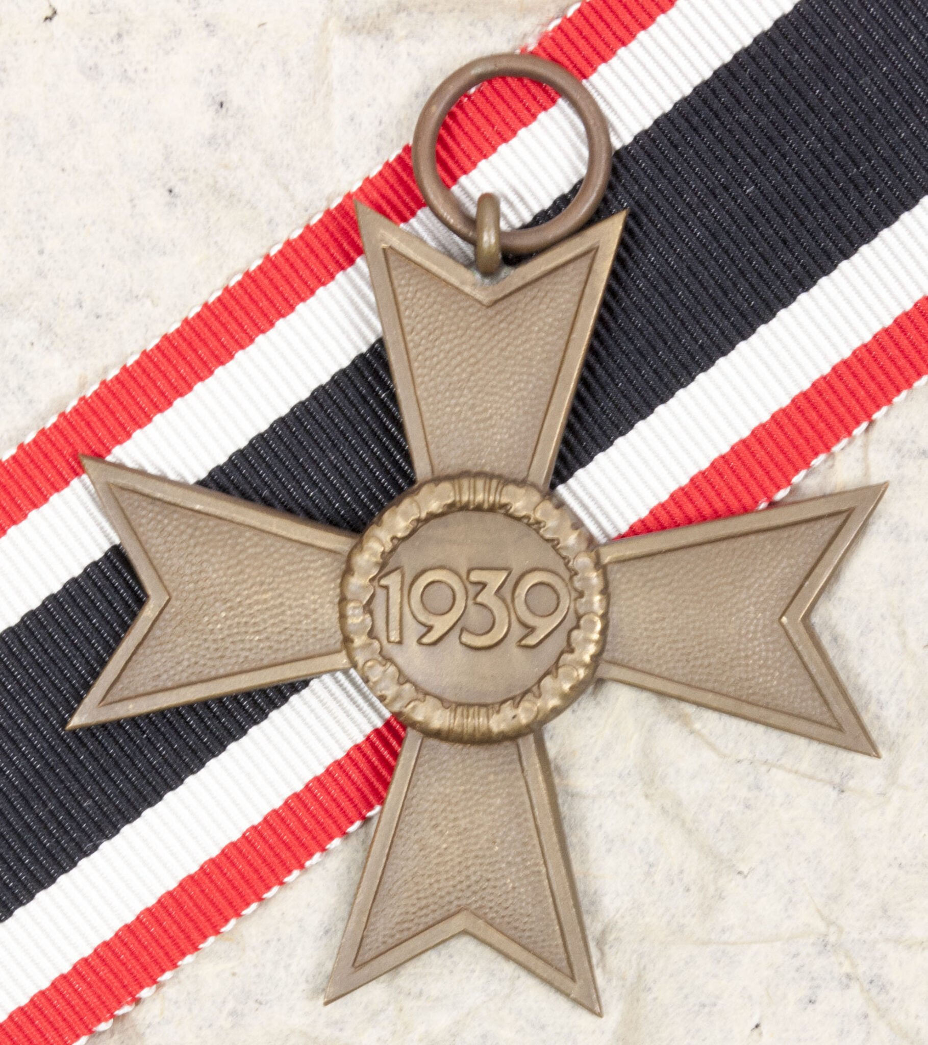 Kriegsverdienstkreuz (KVK) ohne Schwerter / War Merit Cross without swords (MM '1' Deschler) — image 5