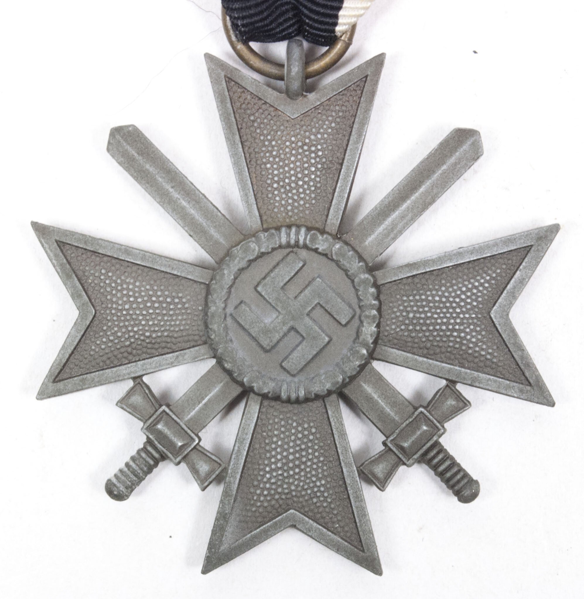 Kriegsverdienstkreuz 2. Klasse mit SChwertern / War Merit Cross 2nd Class with Swords (MM '127') — image 3