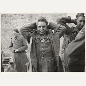 (Pressphoto) German prisoner captured by Canadian troops