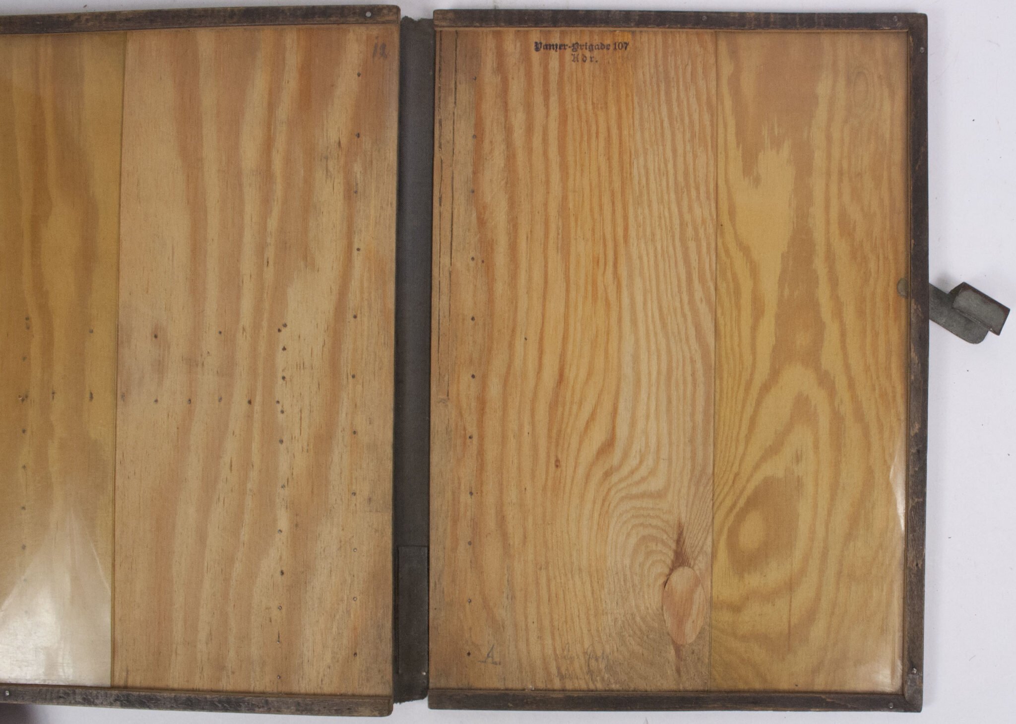 Named (!) Wooden map plotting board Panzer-Brigade 107 KDR. (Battle of Overloon and Market Garden) – RARE — image 27