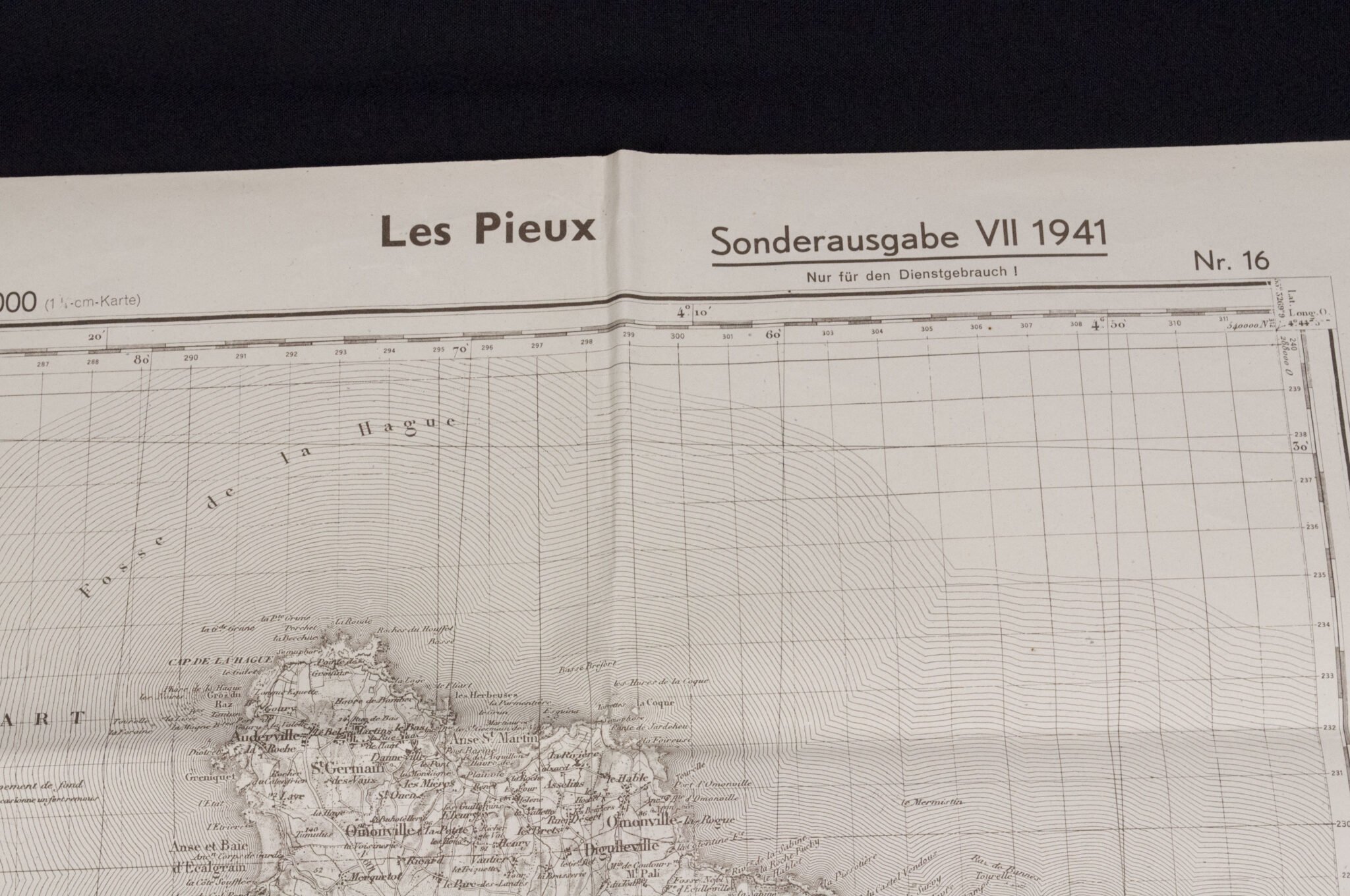 Named (!) Wooden map plotting board Panzer-Brigade 107 KDR. (Battle of Overloon and Market Garden) – RARE — image 61