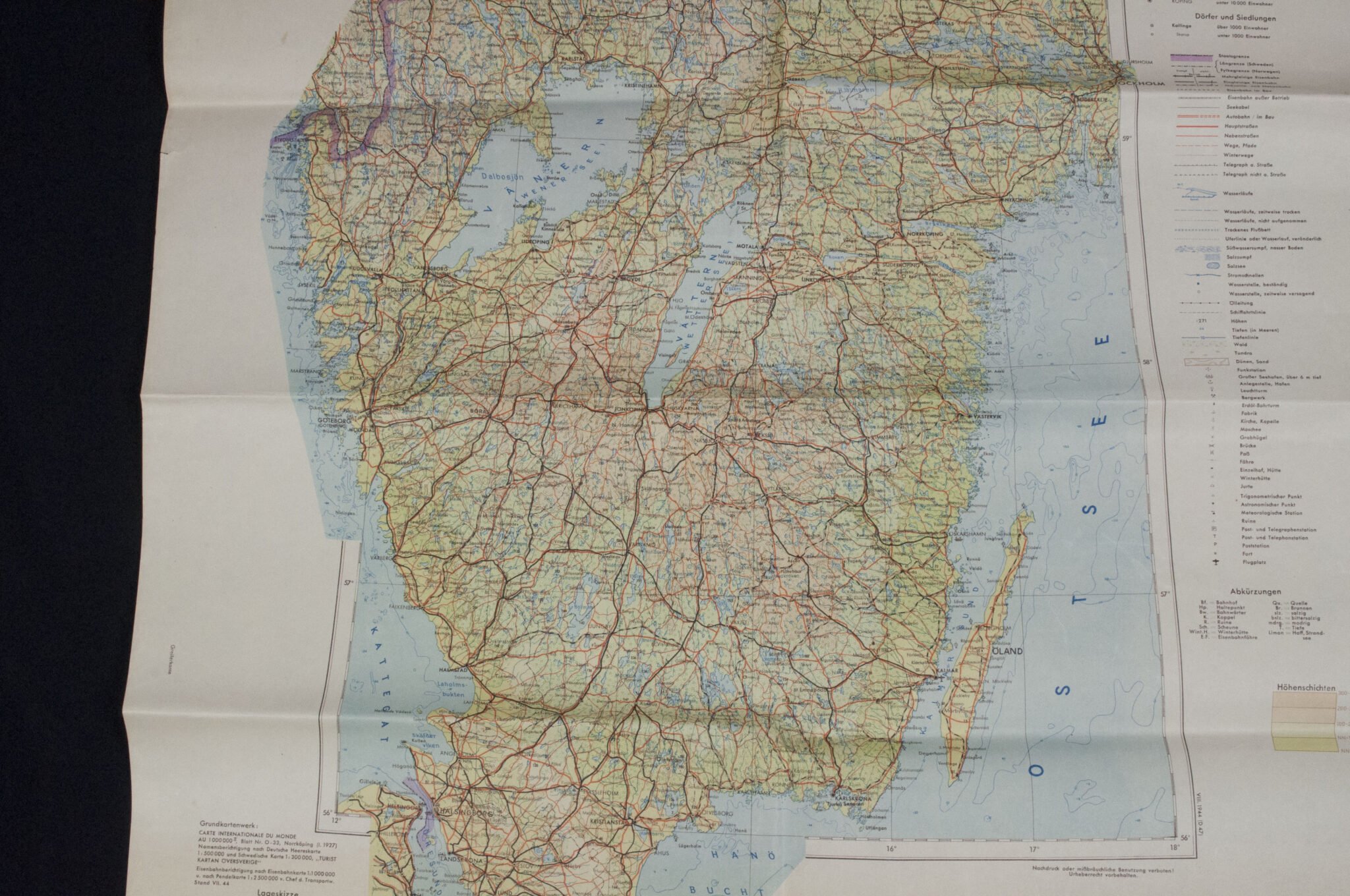 Named (!) Wooden map plotting board Panzer-Brigade 107 KDR. (Battle of Overloon and Market Garden) – RARE — image 75