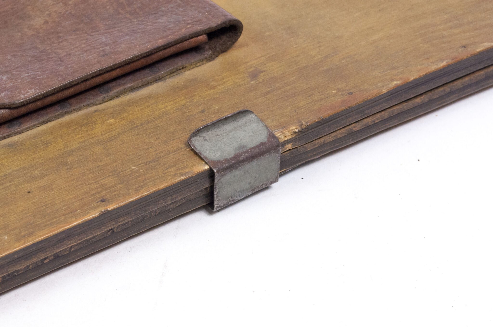 Named (!) Wooden map plotting board Panzer-Brigade 107 KDR. (Battle of Overloon and Market Garden) – RARE — image 9