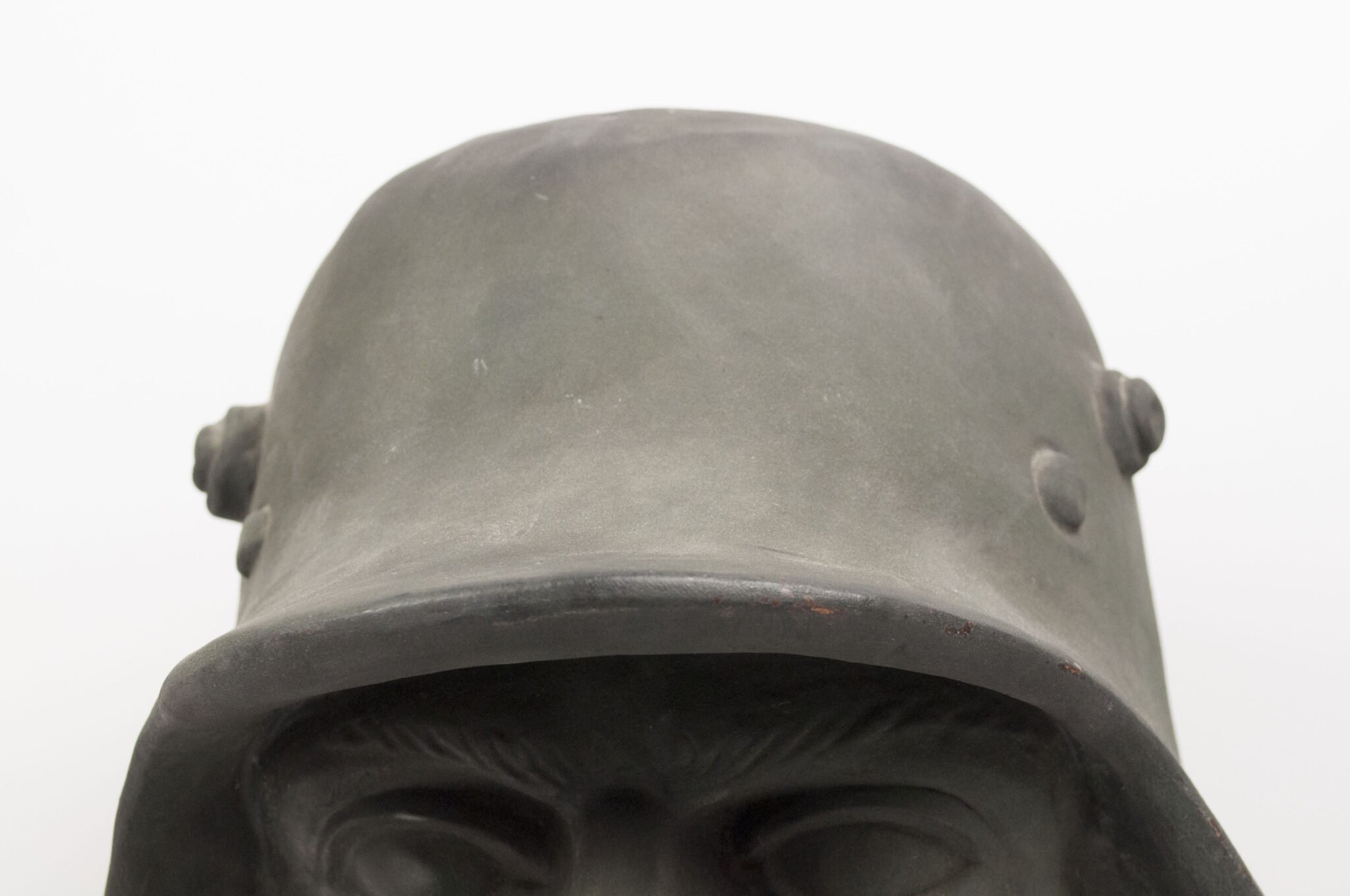 German World War I frontsoldier bust (57 cm high) — image 19