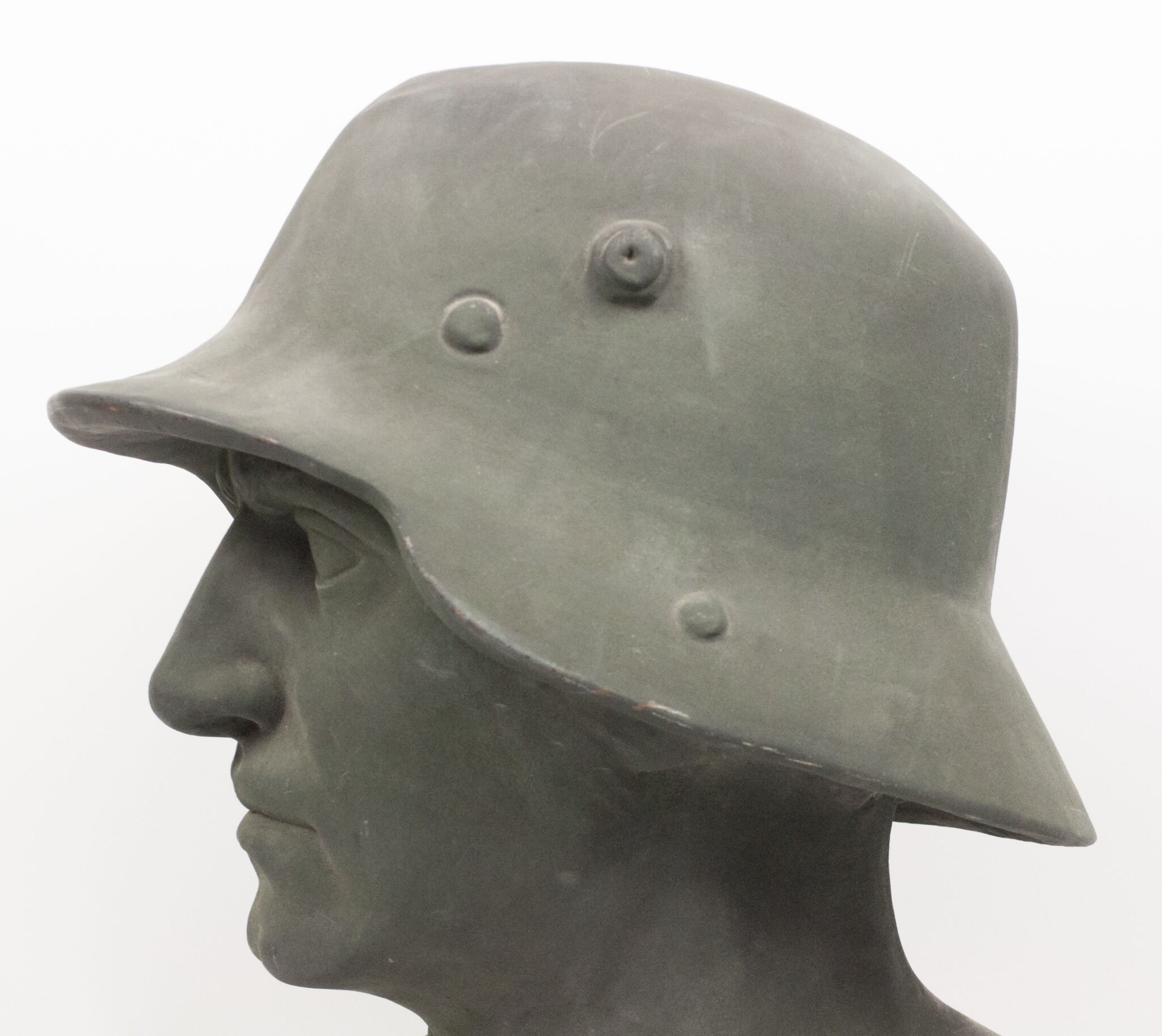 German World War I frontsoldier bust (57 cm high) — image 21