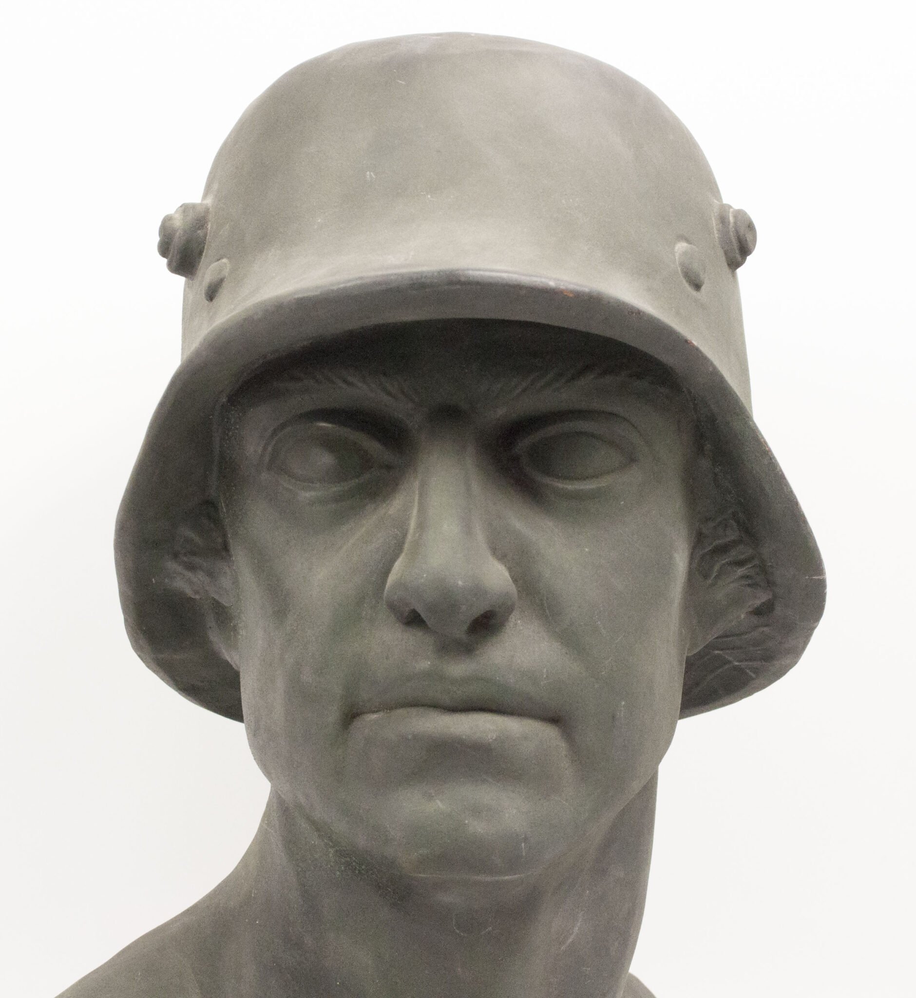 German World War I frontsoldier bust (57 cm high) — image 7