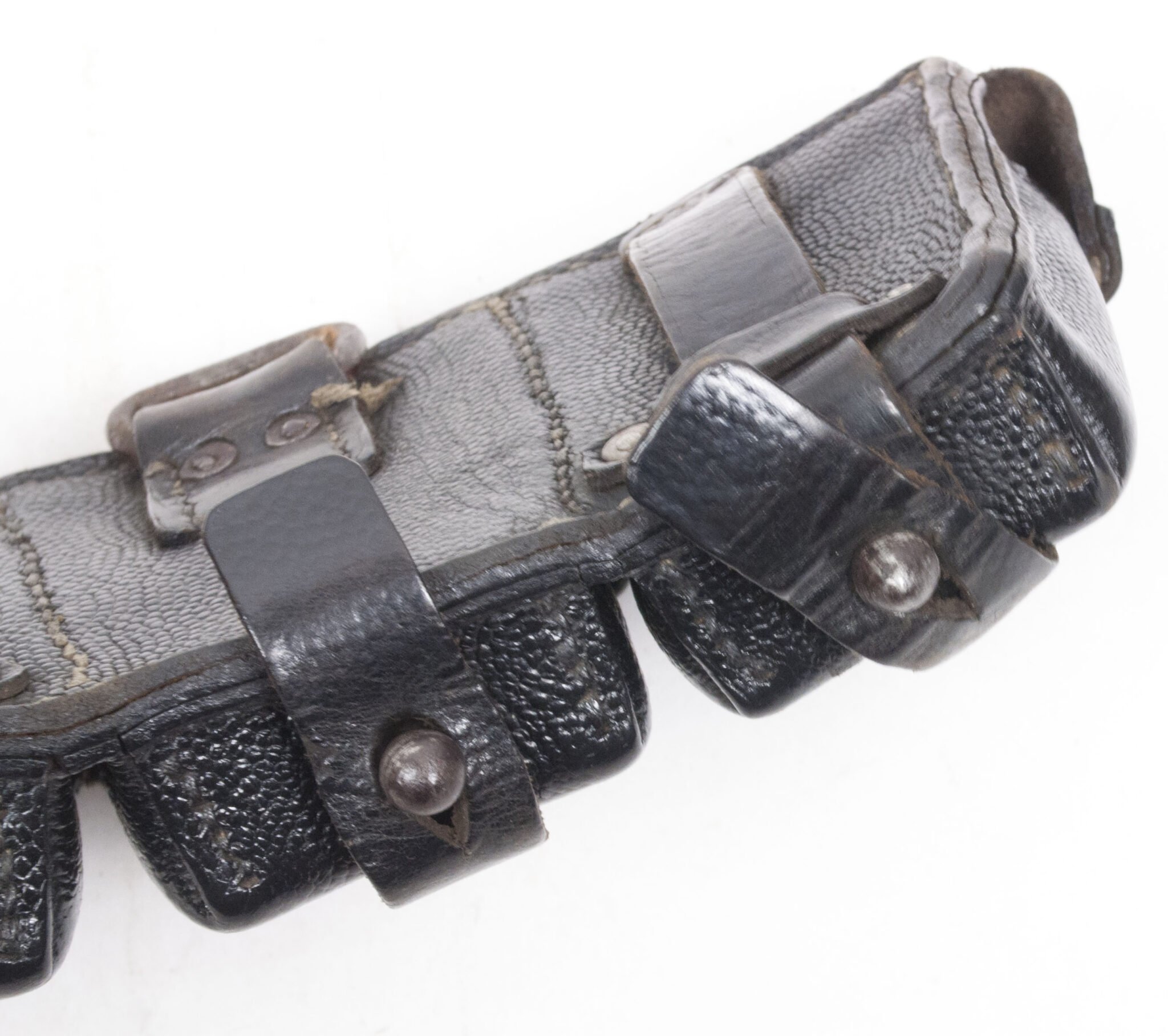 K98 pouch (unmarked and undated) — image 14