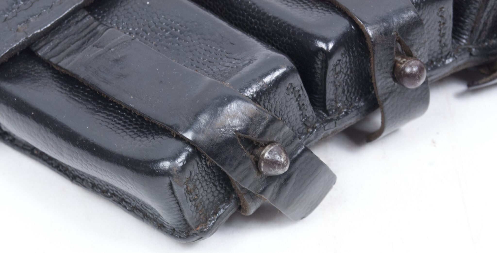 K98 pouch (unmarked and undated) — image 4