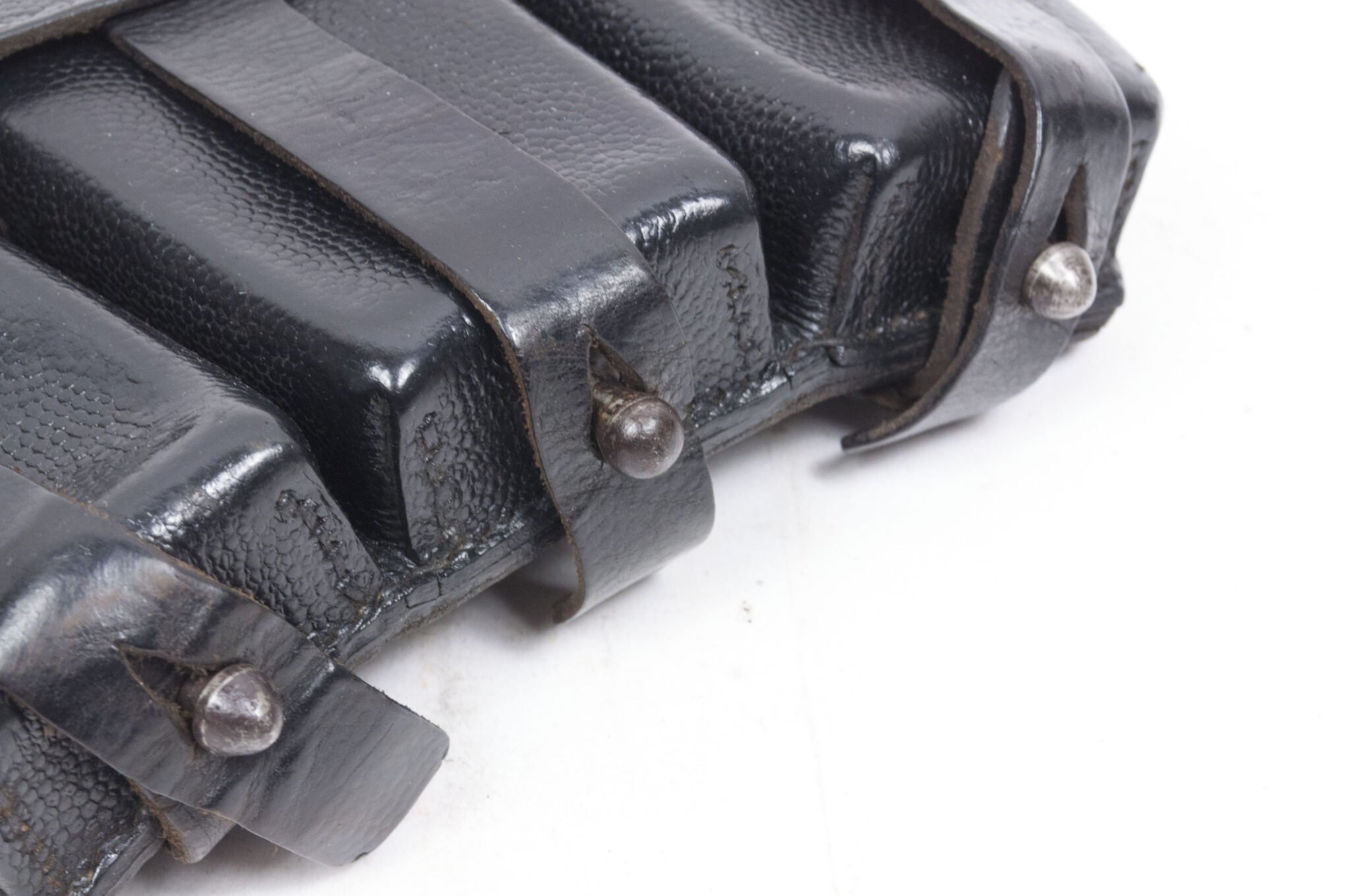 K98 pouch (unmarked and undated) — image 5