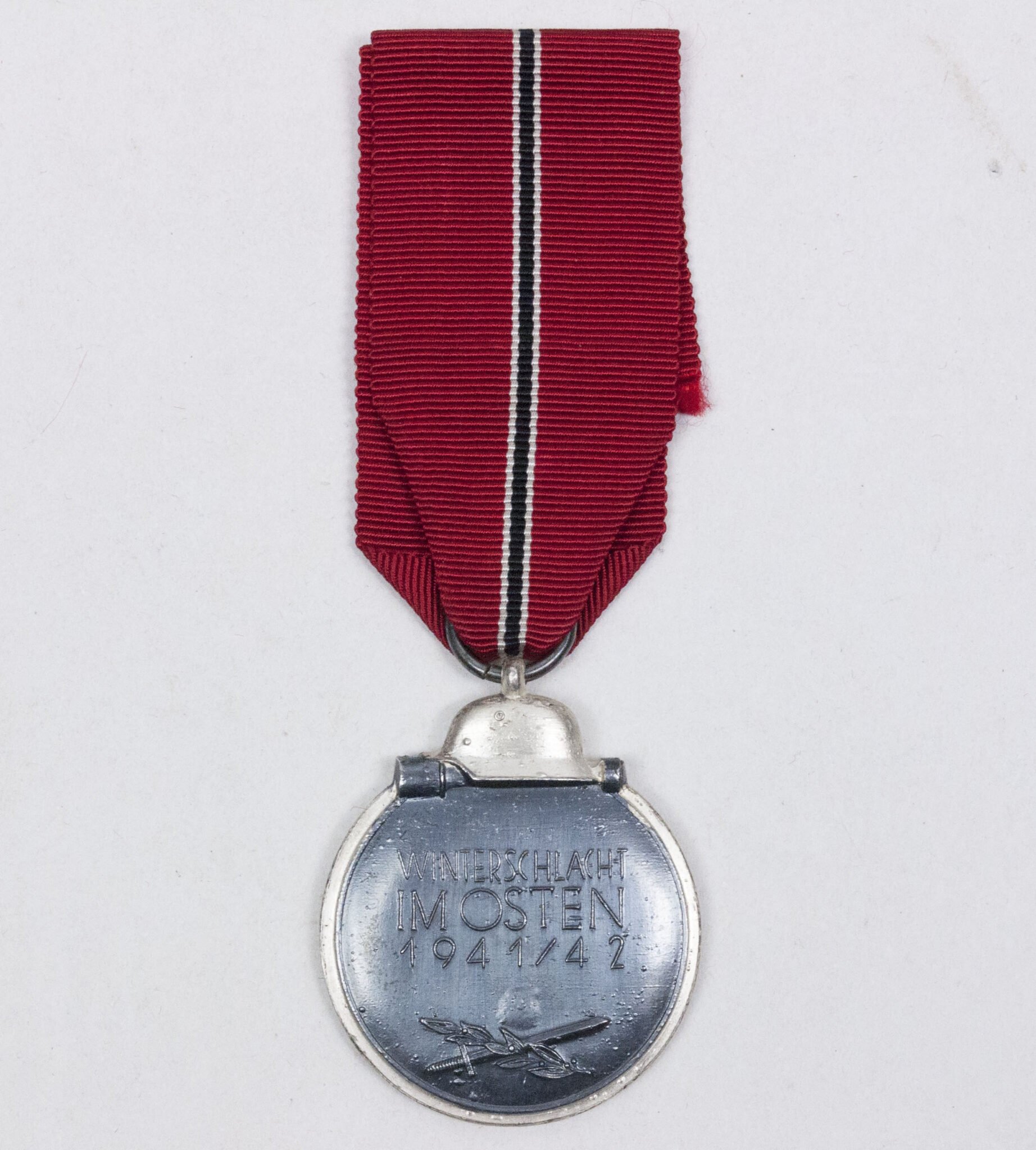 Ostmedaille / Winterschlacht im Osten medaille mm '65' (Klein und Quenzer) MINT CONDITION! — image 5