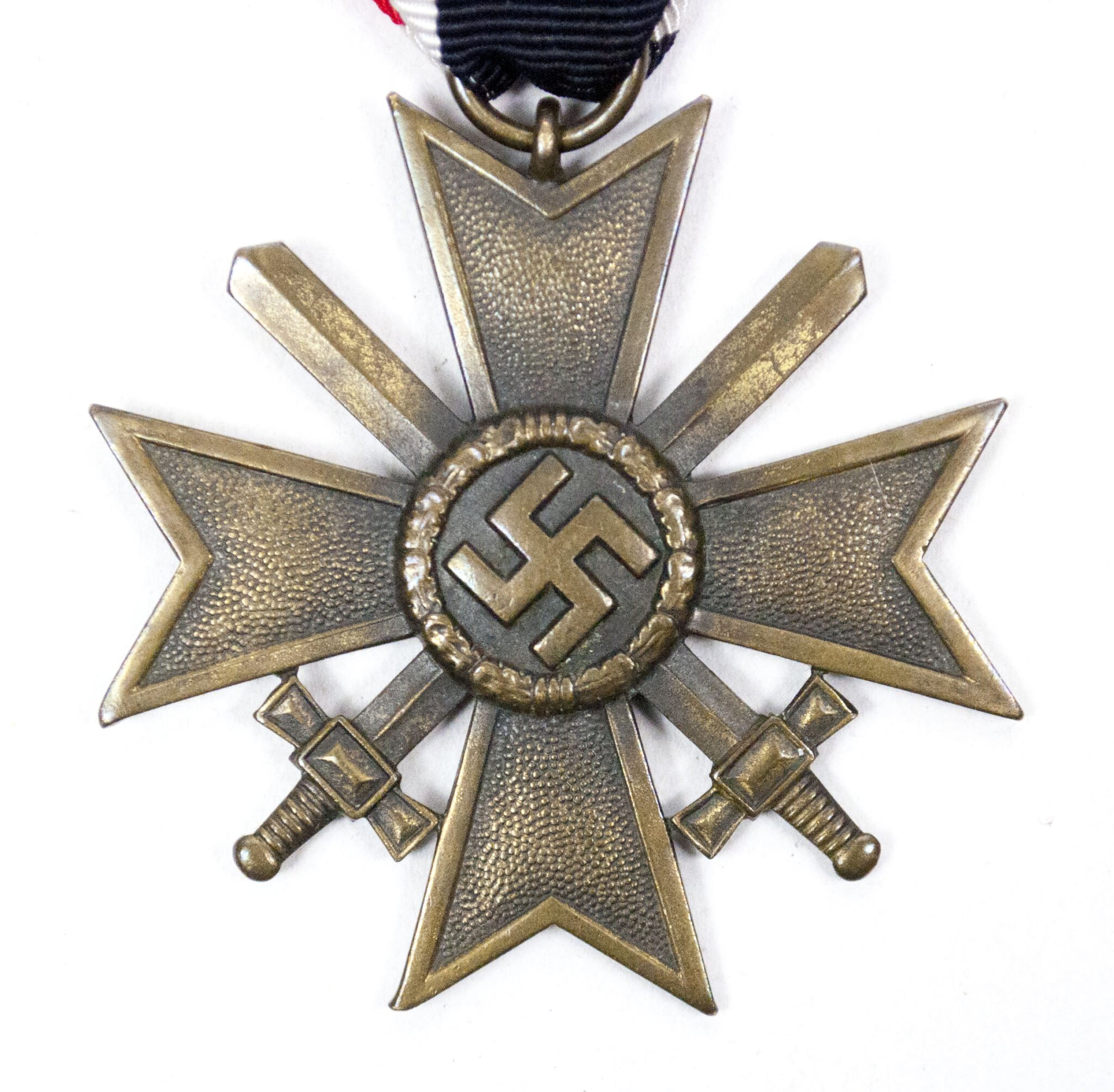 Kriegsverdienstkreuz (KVK) mit Schwerter War Merit Cross with swords — image 3
