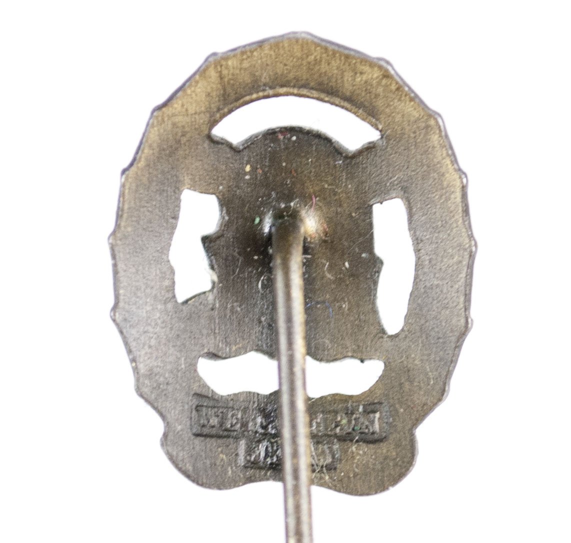 Deutsches Reichssportabzeichen (DRL) bronze minaiture stickpin (Maker Wernstein Jena) — image 2