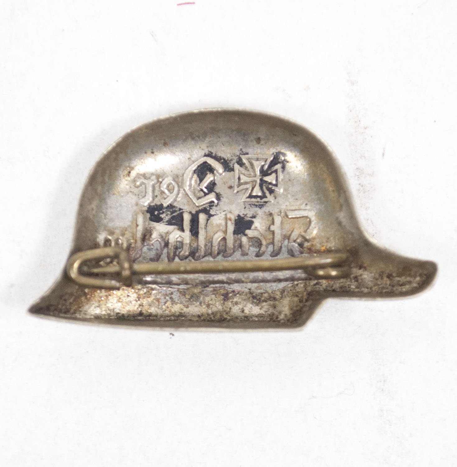 Stahlhelmbund (SHB) Memberbadge (marked N&H. Ges Gesch) — image 2