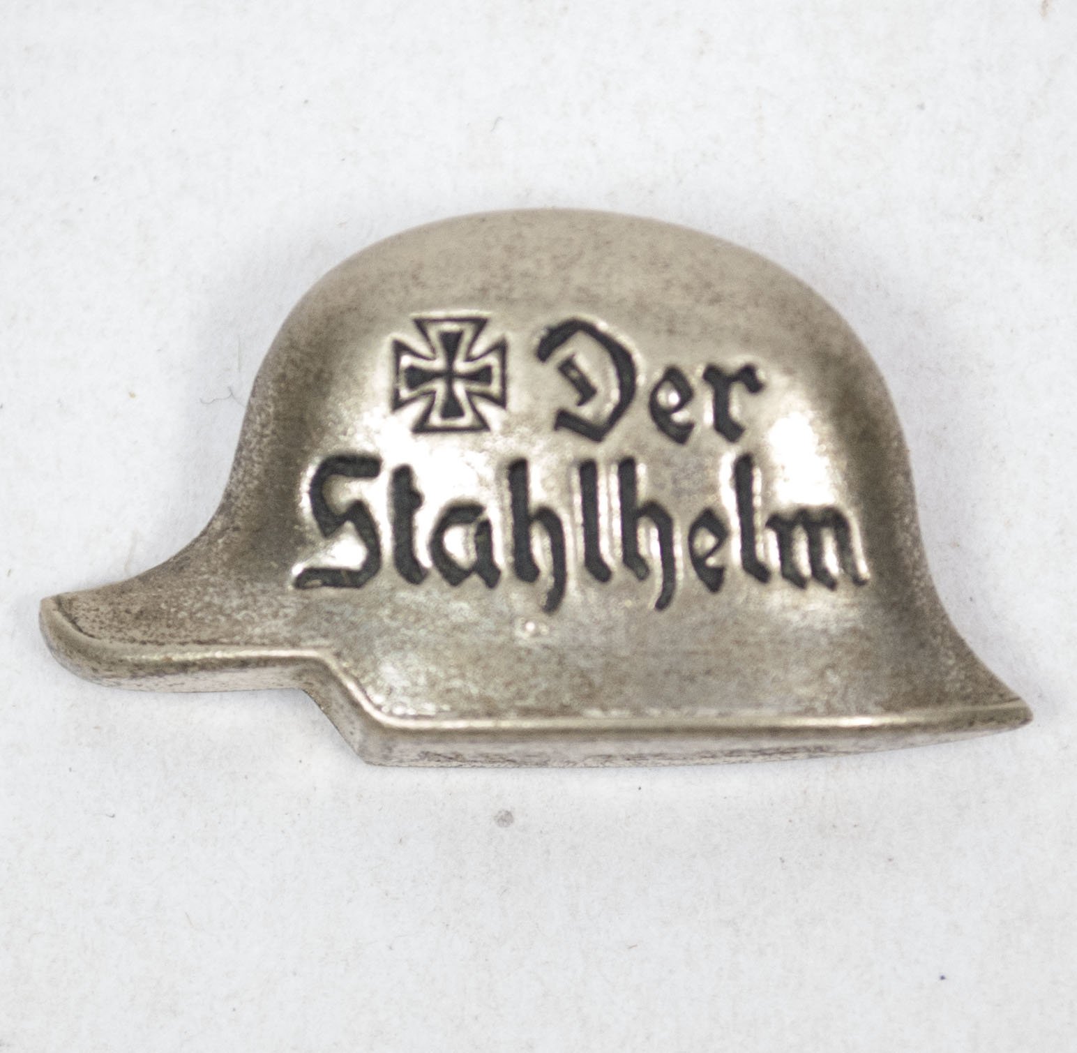 Stahlhelmbund (SHB) Memberbadge (marked N&H. Ges Gesch) — image 4