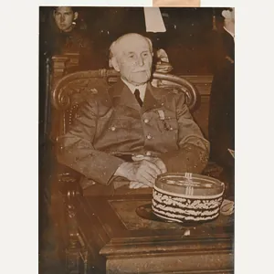 (Pressphoto) Petain impisoned