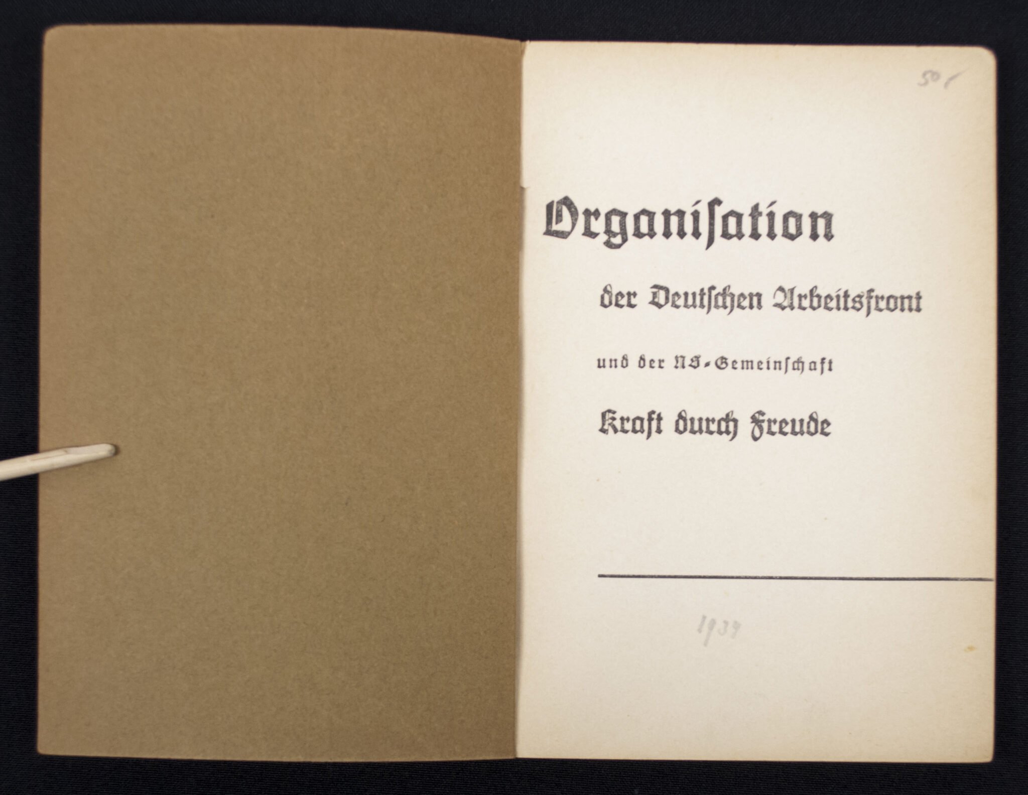 (Book) Organisation der Deutschen Arbeitsfront und der N.S. Gemeinschaft Kraft durch Freude (1939) — image 3