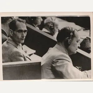 (Pressphoto) Nuremberg Trials – Hermann Goering + Rudolf Hess (6)