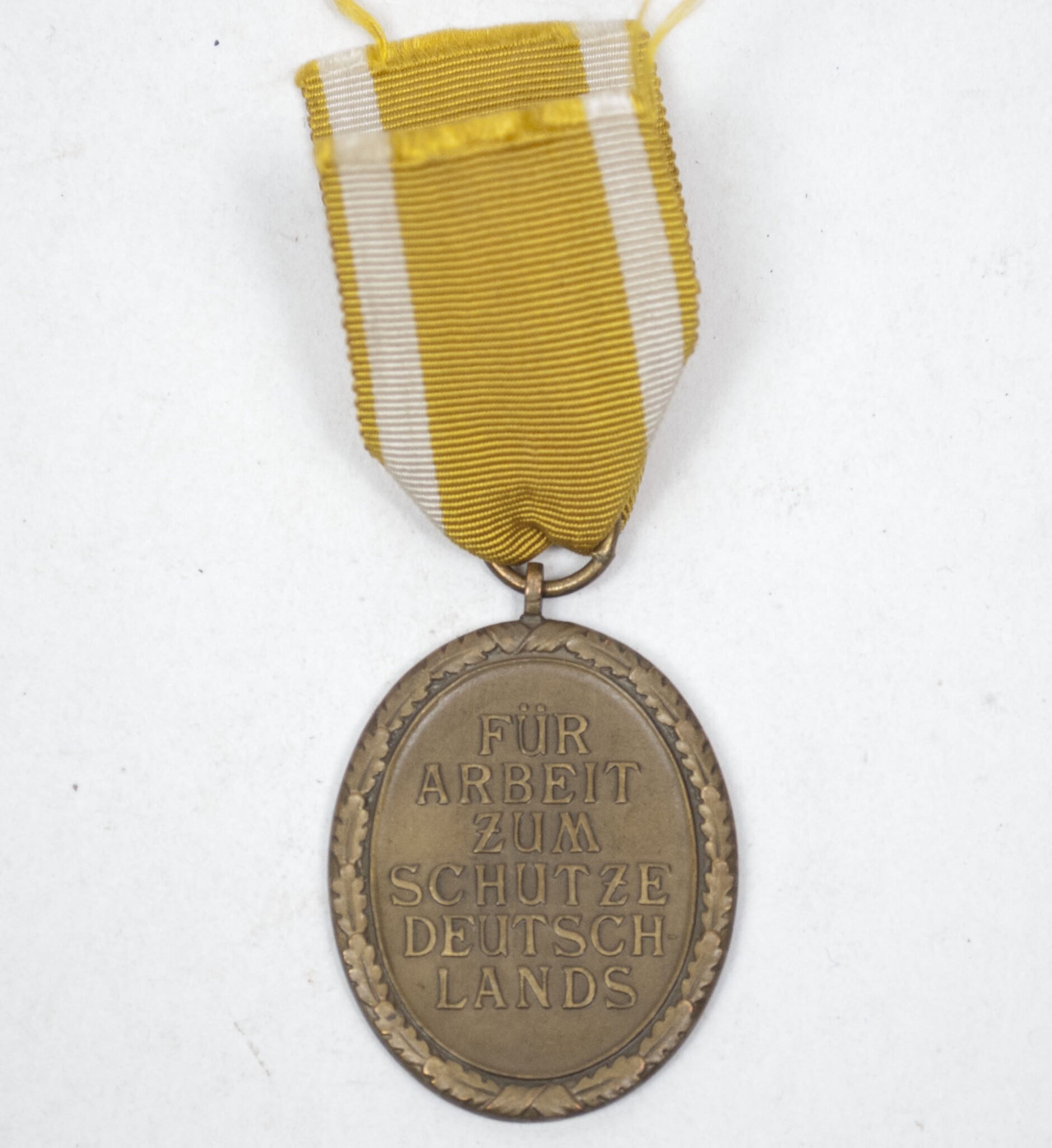 Westwall /Schutzwall medal — image 2