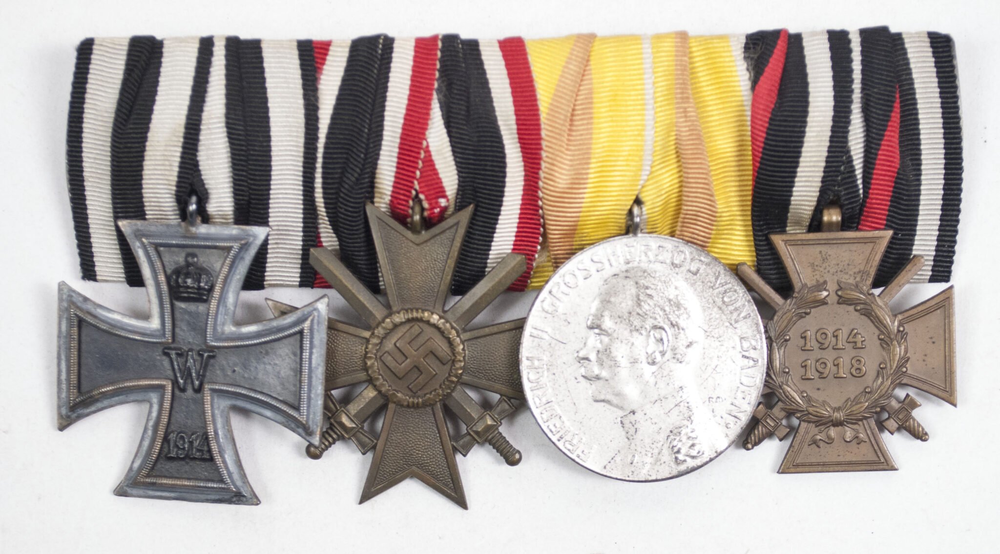 German WWII Medalbar with Ek2, KVK, Baden Verdienstmedaille + FEK — image 3
