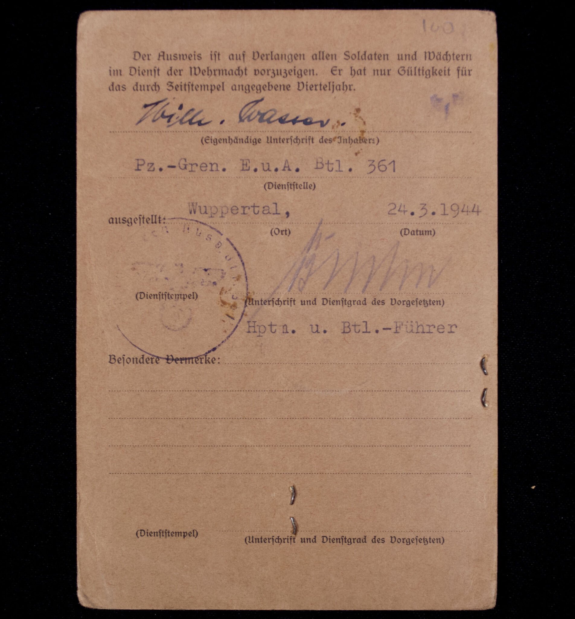Dienstausweis Pz.-Gren. E.u.A.Btl. 361 Diedenhofenkaserne (Service Identitycard) 1944 — image 4