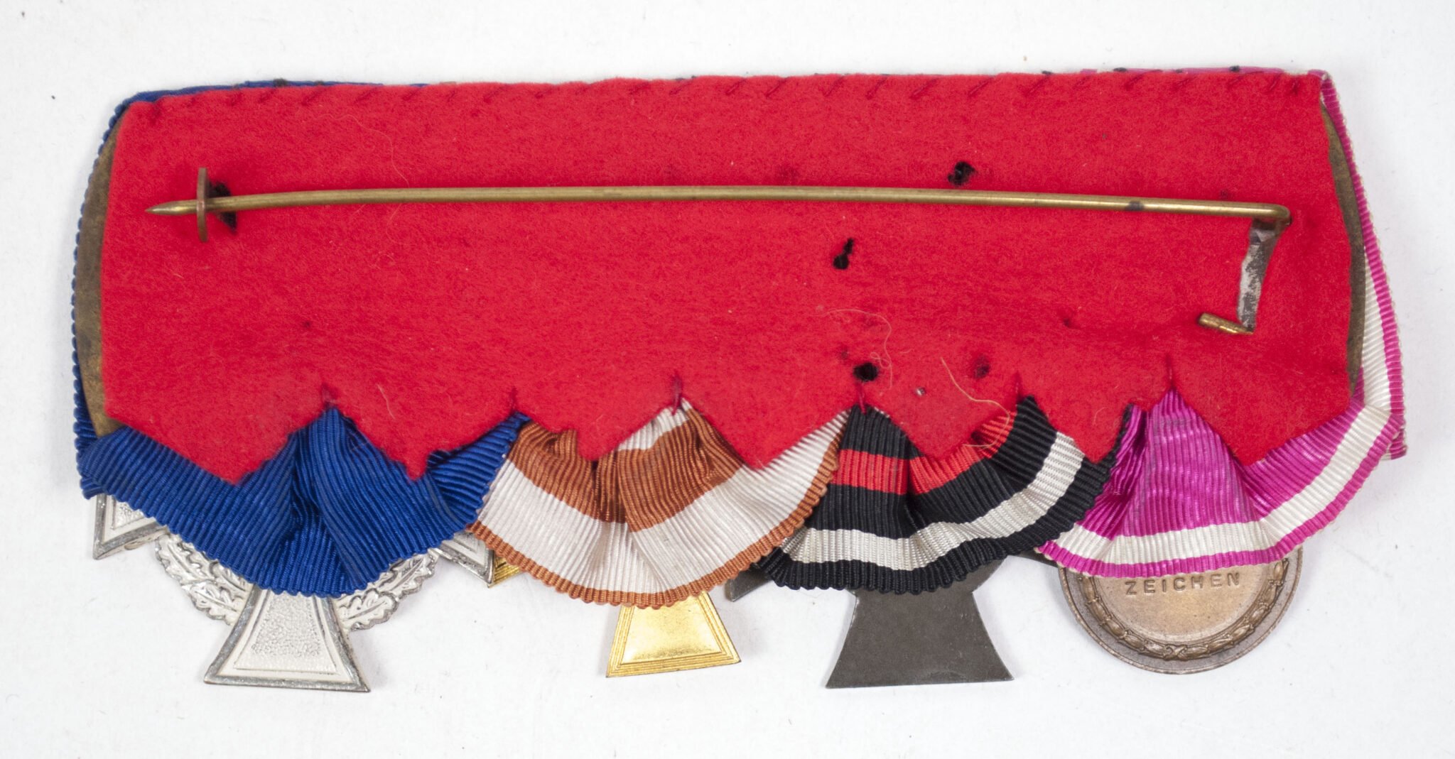 (Hessen) Medalbar with Kriegsehrenzeichen, Nichtkämpfer Ehrenkreuz, Dienstauszeichnung 25 Jahre, Treue Dienst 25 Jahre Kreuz — image 2