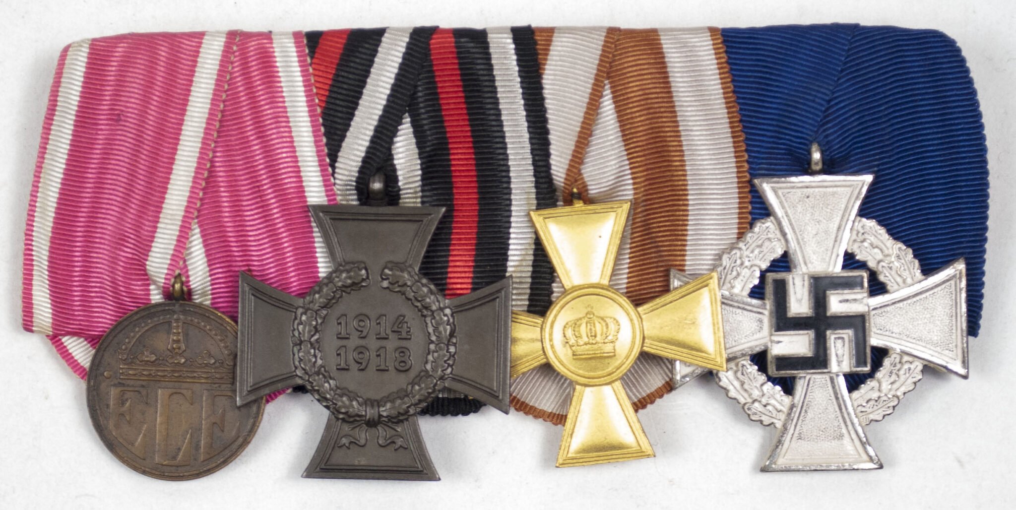 (Hessen) Medalbar with Kriegsehrenzeichen, Nichtkämpfer Ehrenkreuz, Dienstauszeichnung 25 Jahre, Treue Dienst 25 Jahre Kreuz — image 3