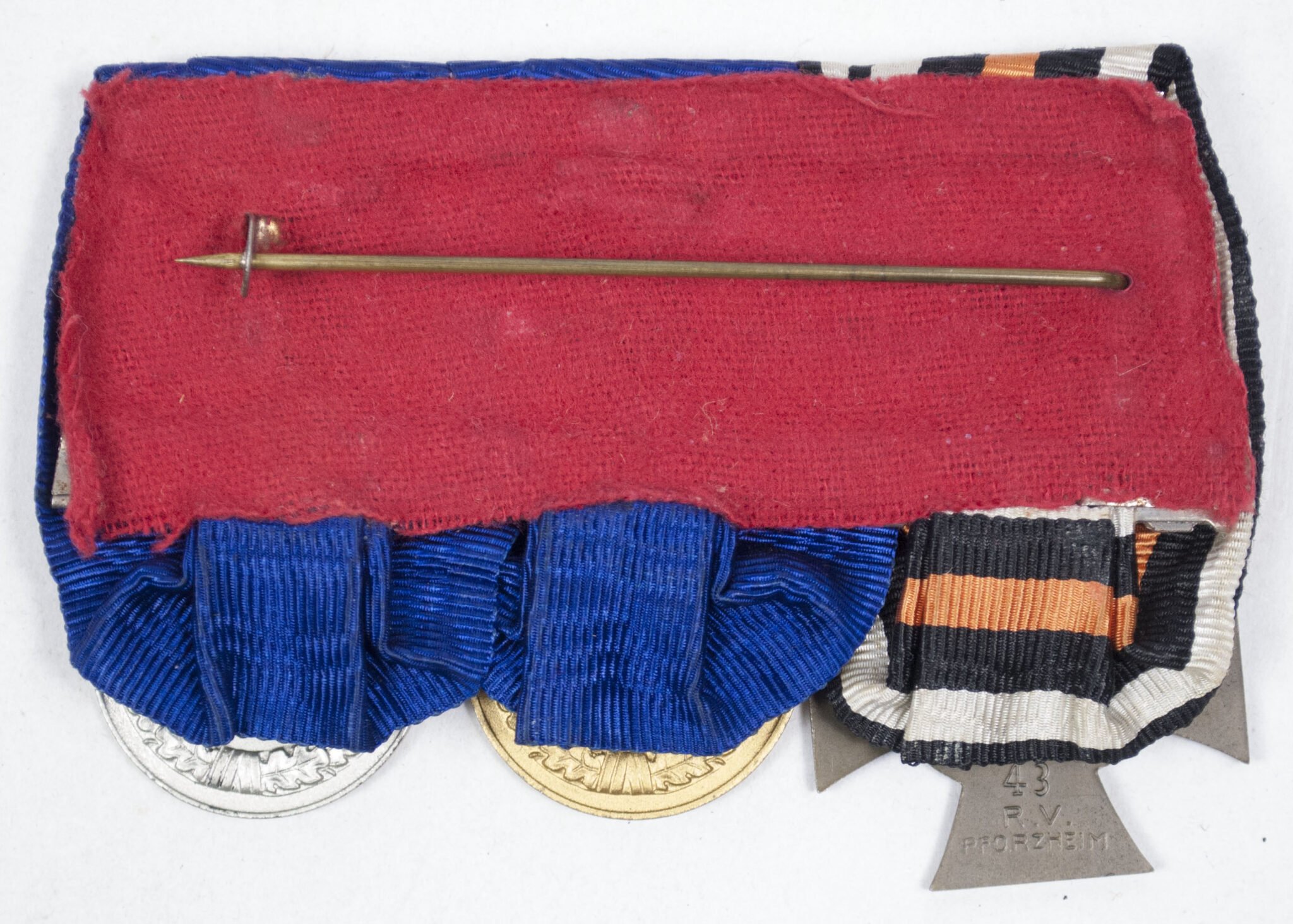 German WWII Medalbar with Nichtkämpferkreuz + Heer Dienstauszeichnung 12 + 4 Jahre — image 2
