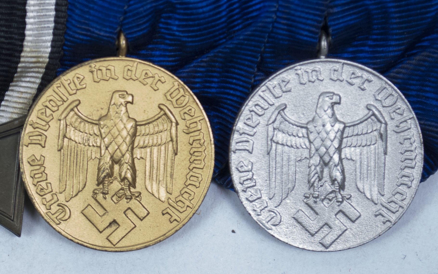 German WWII Medalbar with Nichtkämpferkreuz + Heer Dienstauszeichnung 12 + 4 Jahre — image 4