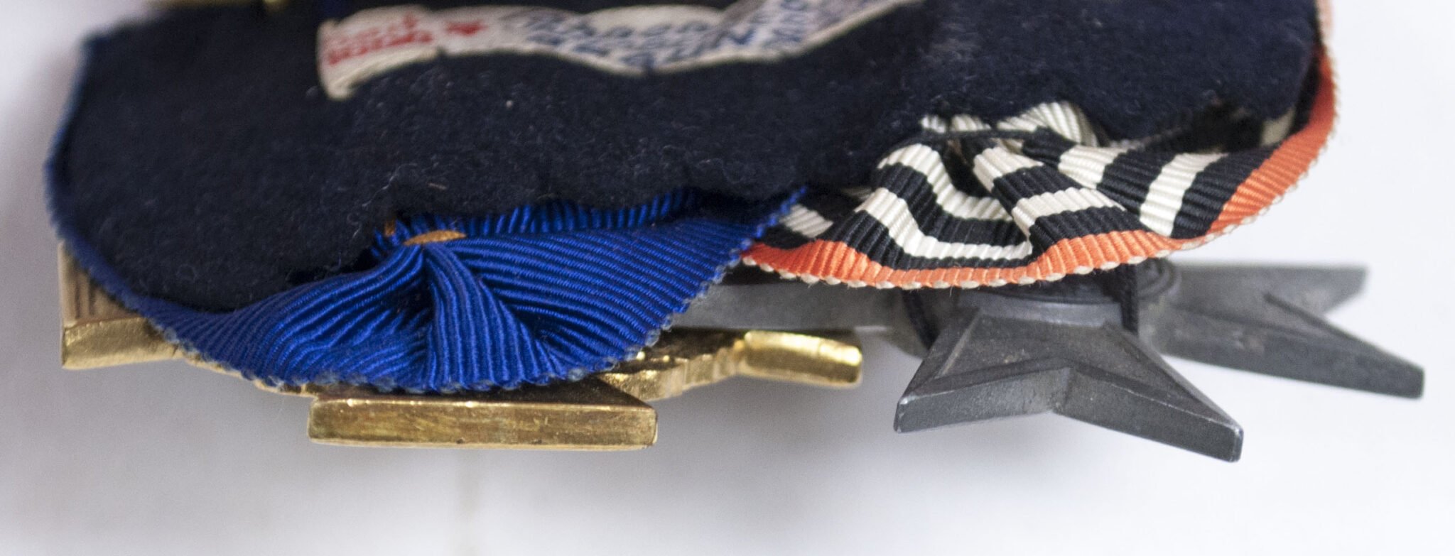 German WWII medalbar with Kriegshilfskreuz + Treue Dienst 40 Jahre (With makerslabel ny Fahnenfabrik Mehn) — image 5