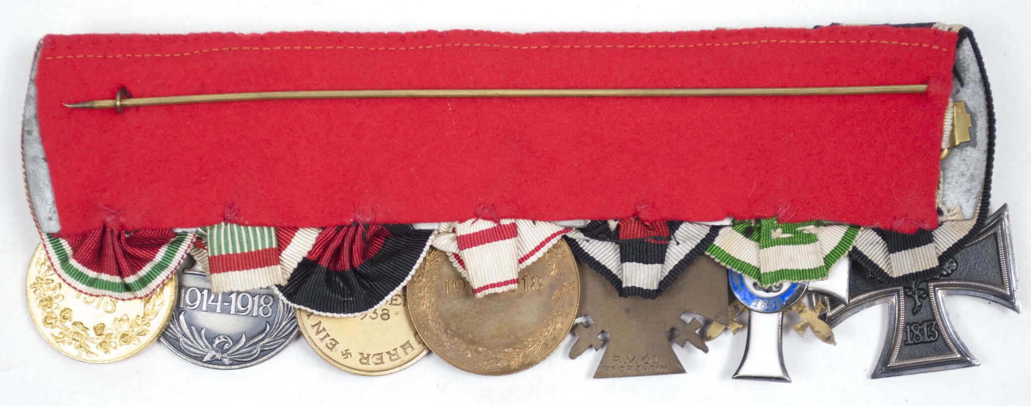 (Sachsen) Medalbar with WWI Ek2, Albrechtsorden Ritterkreuz 2e Klasse, FEK, WWII Sudeten annexation medal + WWII Commemorative medals — image 2