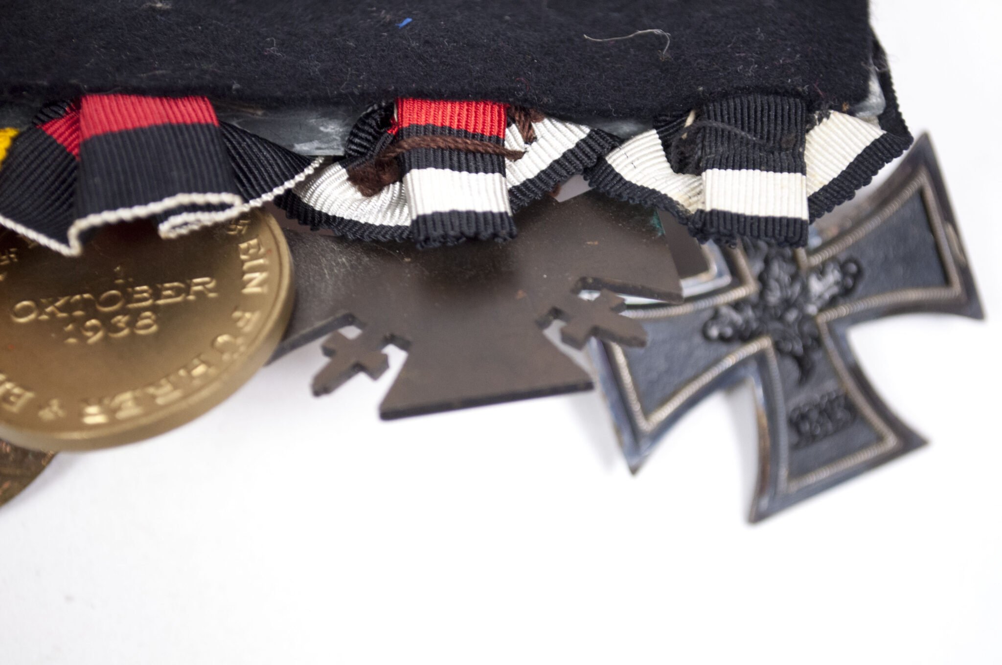 WWI / WWII medalbar with EK2, FEK, Sudeten annexation medaille, Centenary medal — image 10