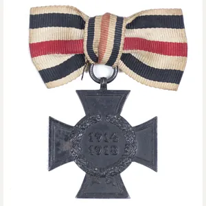 Ehrenkreuz für die hinterbliebenen Witwen und Eltern gefallener Kriegsteilnehmer single …