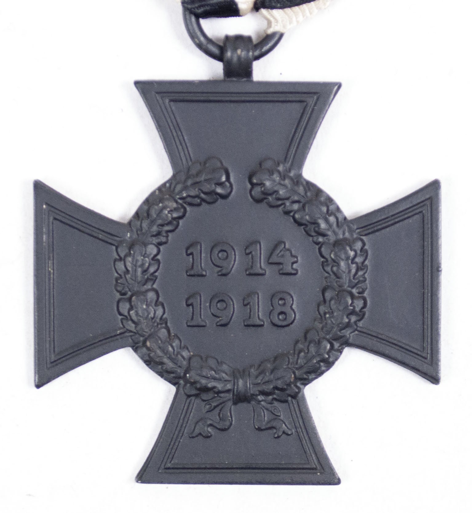 Ehrenkreuz für die hinterbliebenen Witwen und Eltern gefallener Kriegsteilnehmer (Maker 50 R.V.Pforzheim) — image 3