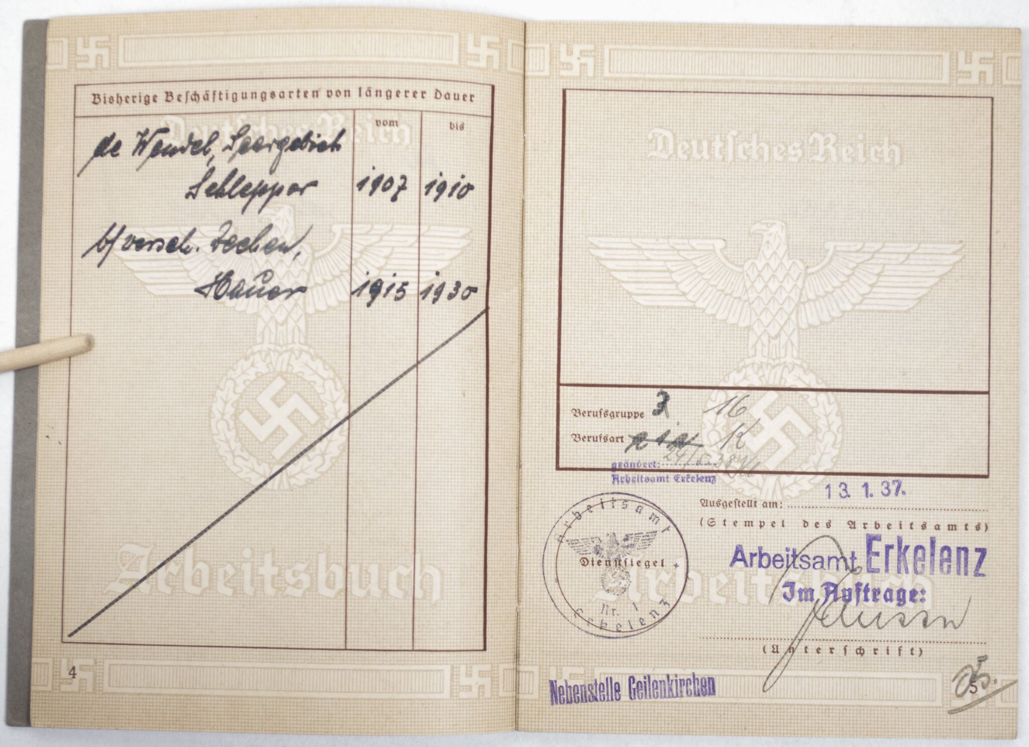 Arbeitsbuch second type from Arbeitsamt Erkelenz (1937) — image 4