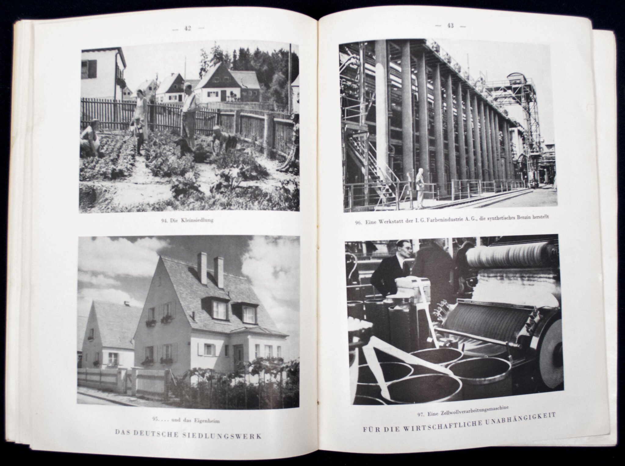 (Book) 4 Jahre Hitler-Deutschland 1933-1937 — image 12
